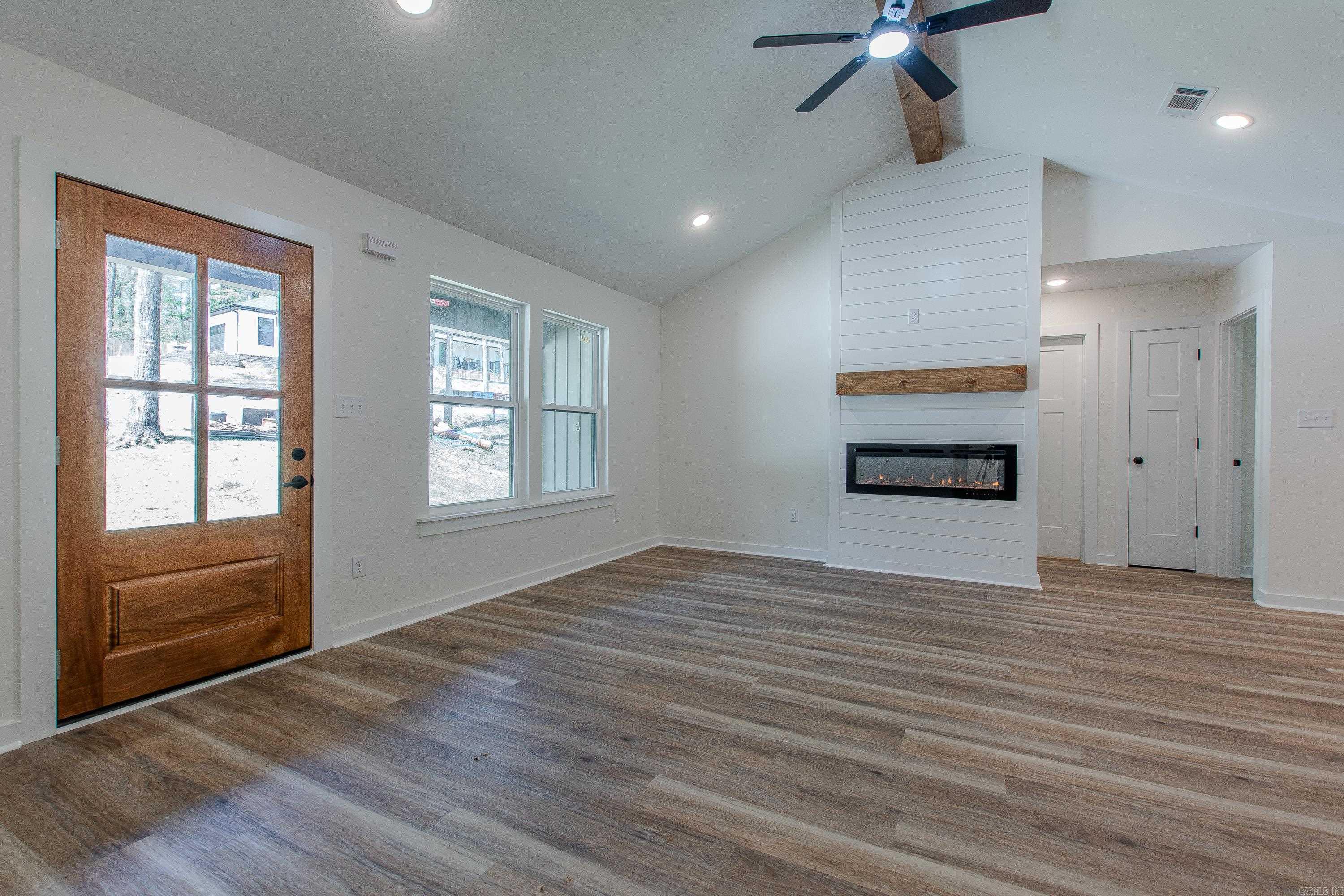 HILLCREST ADDITION - Residential