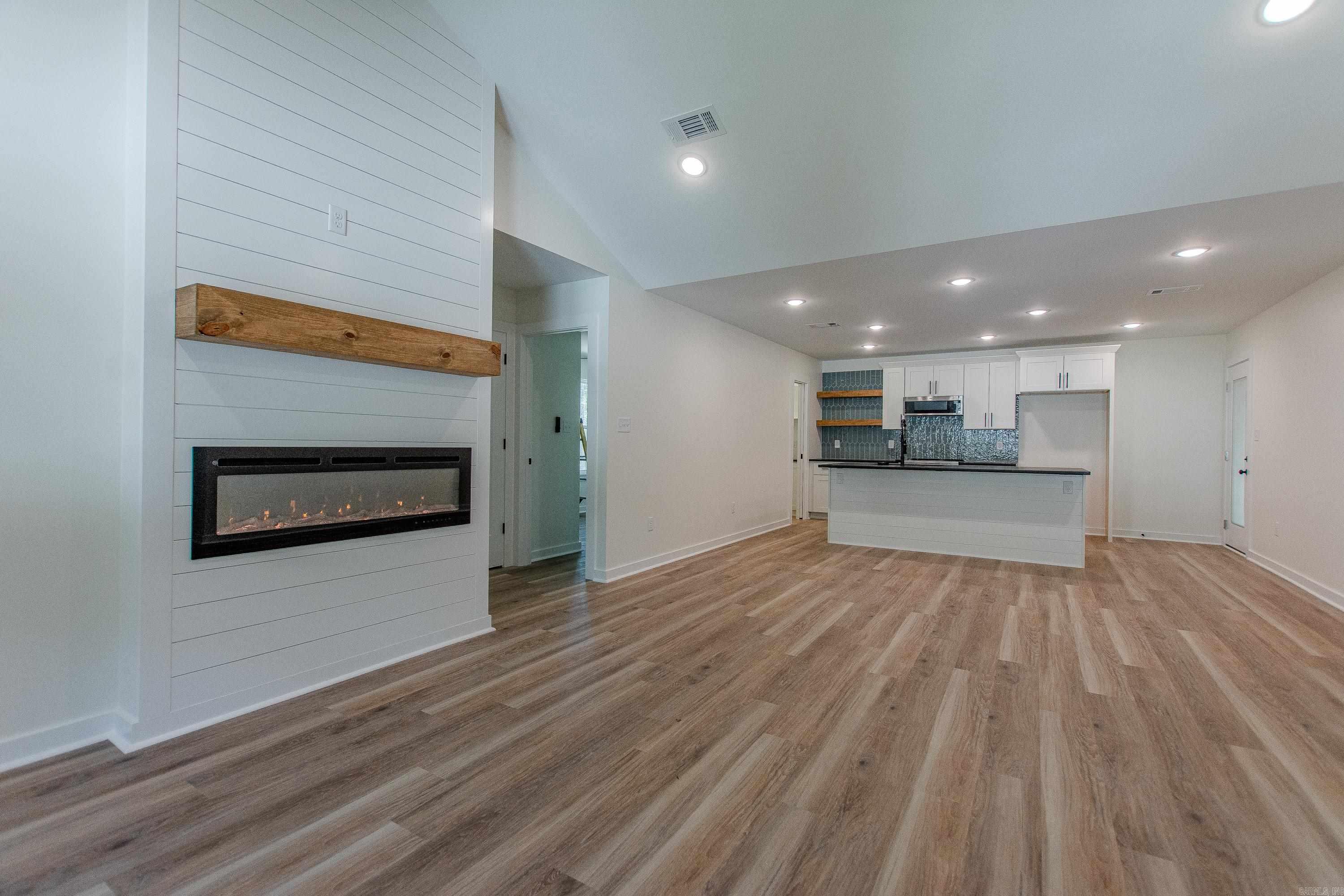 HILLCREST ADDITION - Residential