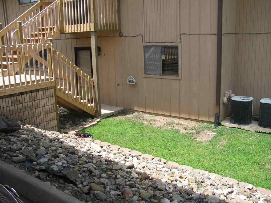 Convenient Willowbrook Condo. Close to Shopping, Dining, Horse Racing and More!  This lower level unit has been very nicely updated. Unit backs up to woods and creek (at the very back of the complex). Enjoy the sounds of nature from your Deck and Side Patio. Covered parking at your front door. Community pool and nice park like grounds complete your surroundings.