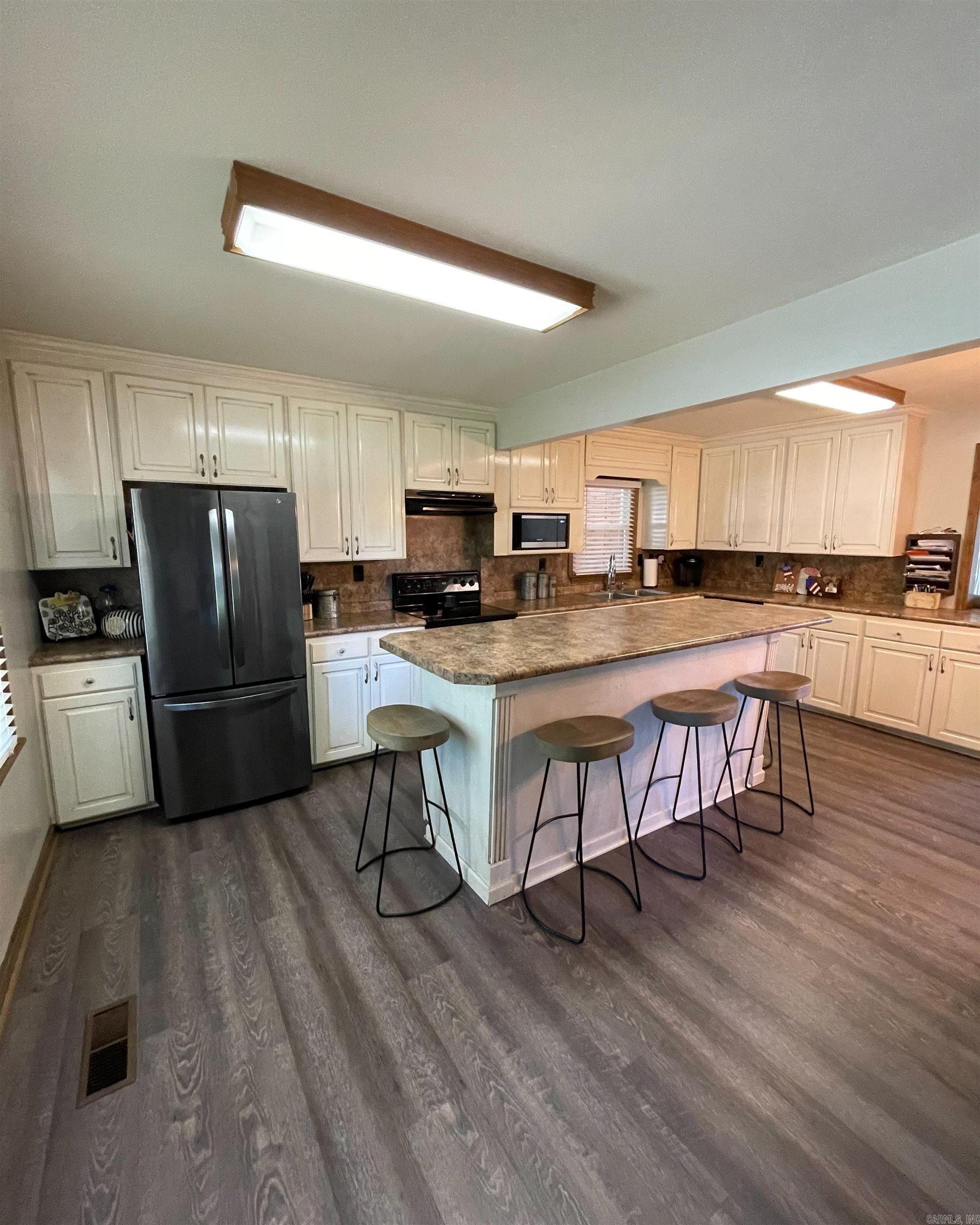 Harrisburg Acreage - Residential