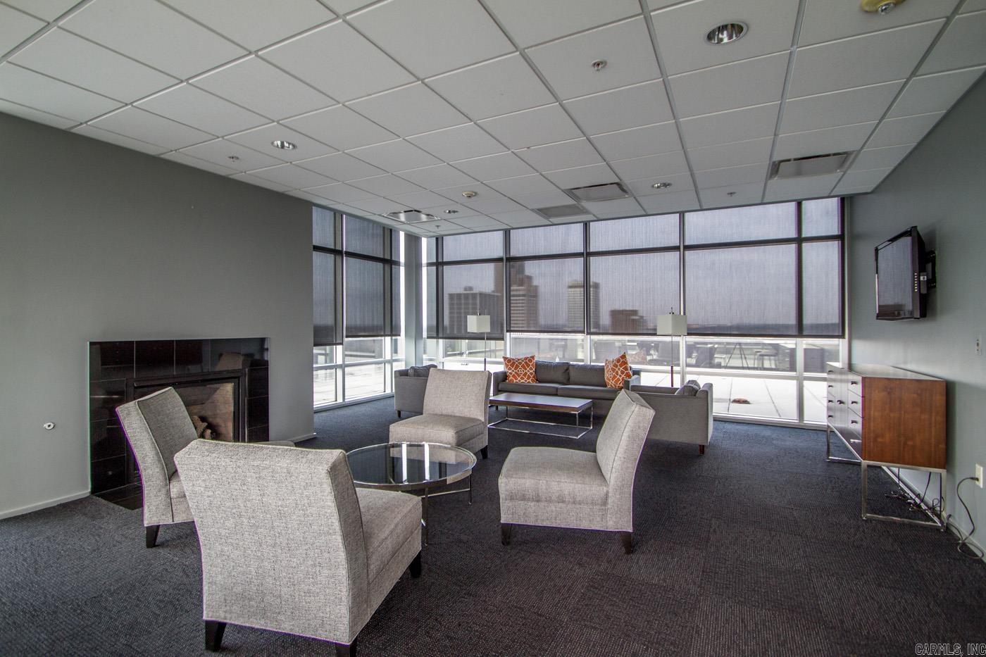 300 THIRD HPR - Residential