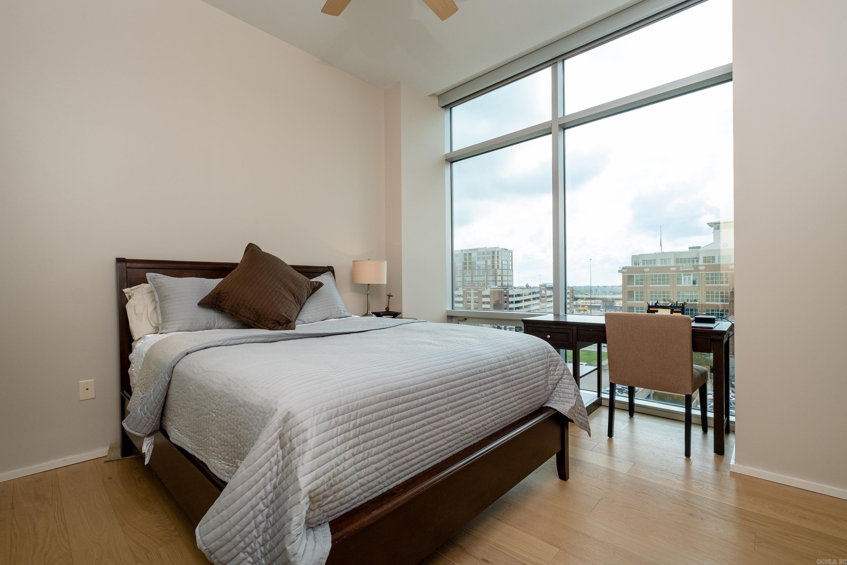 300 THIRD HPR - Residential