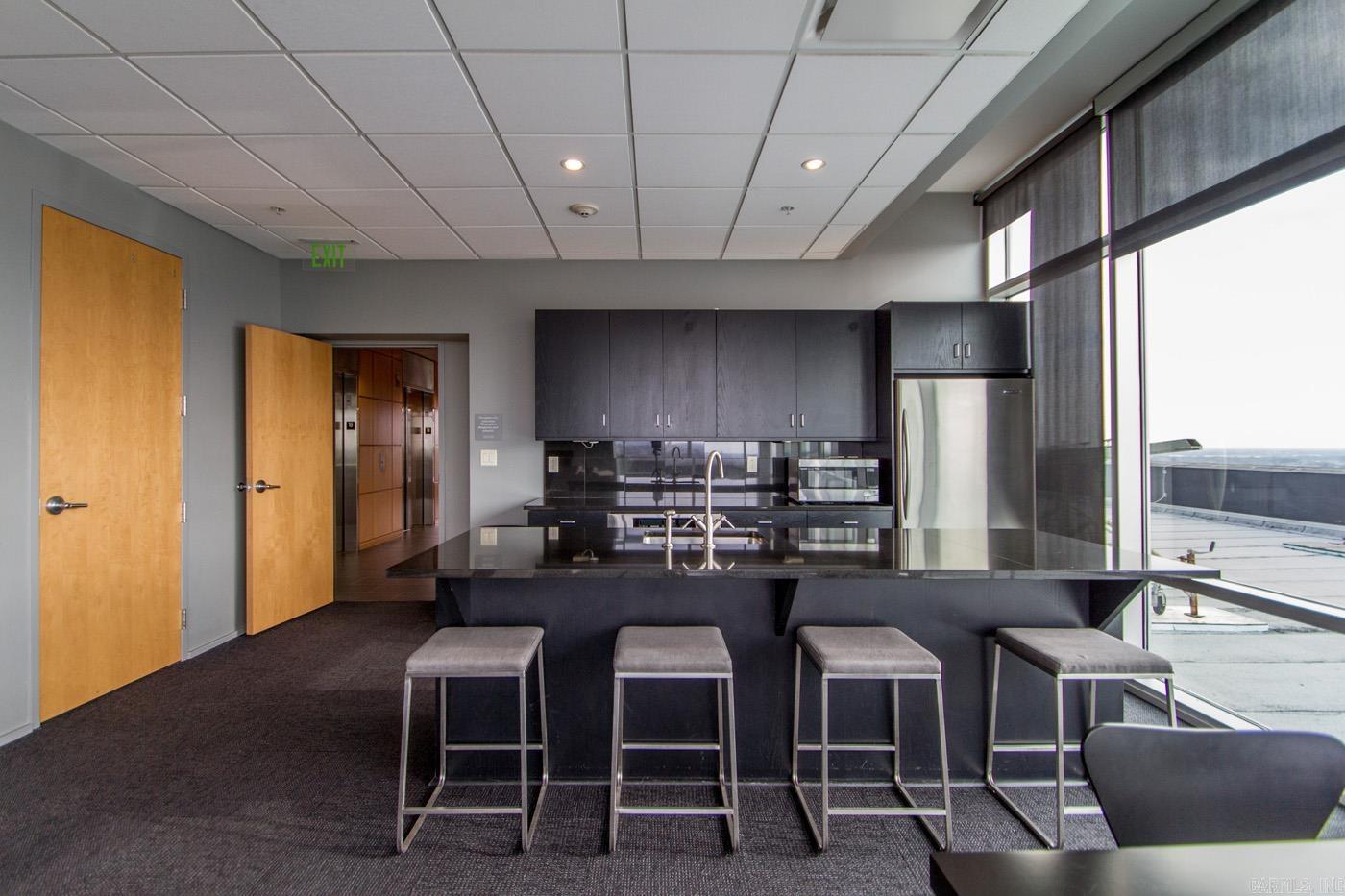 300 THIRD HPR - Residential