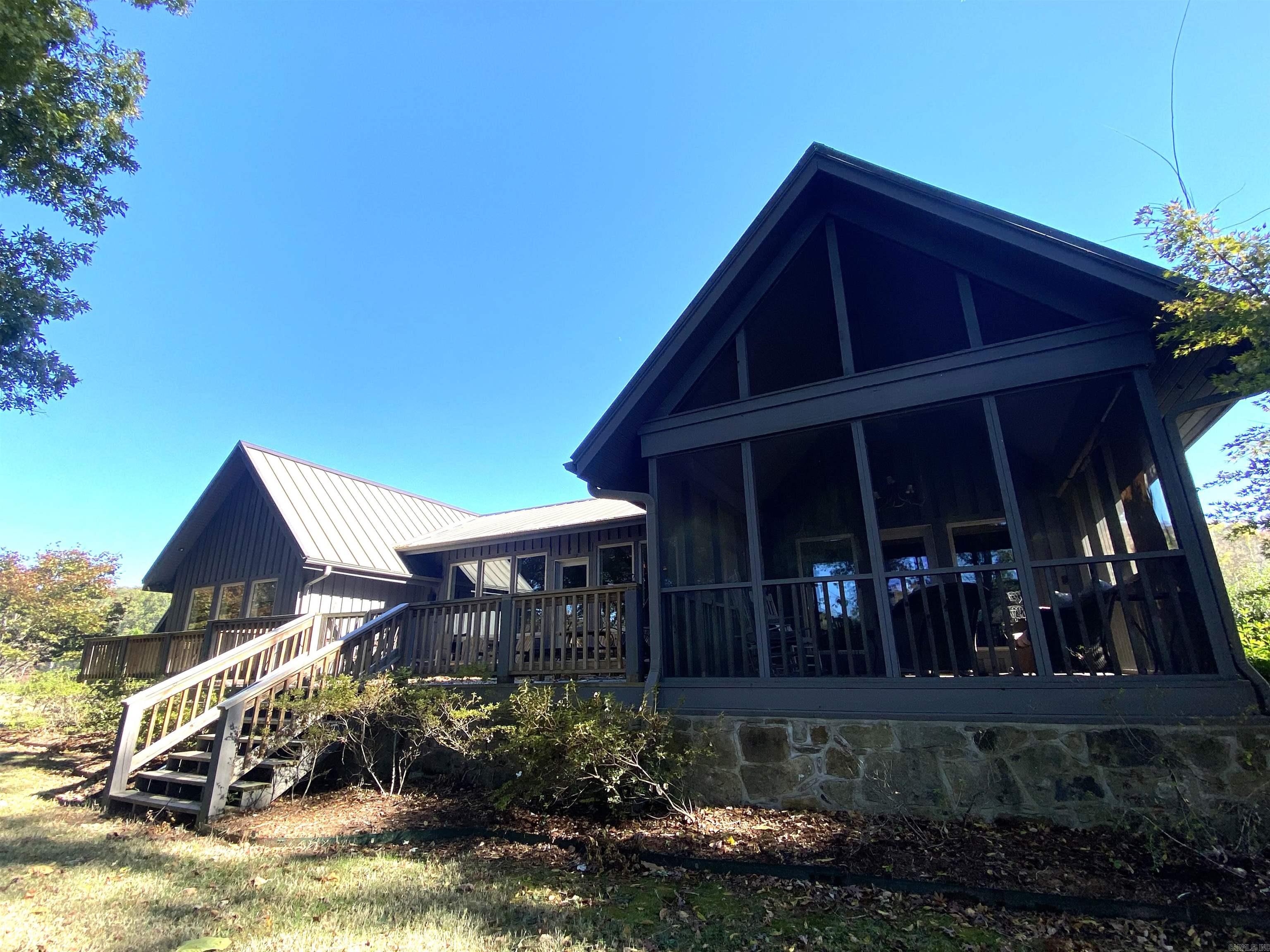 EAST RIVER DRIVE ESTATES - Residential