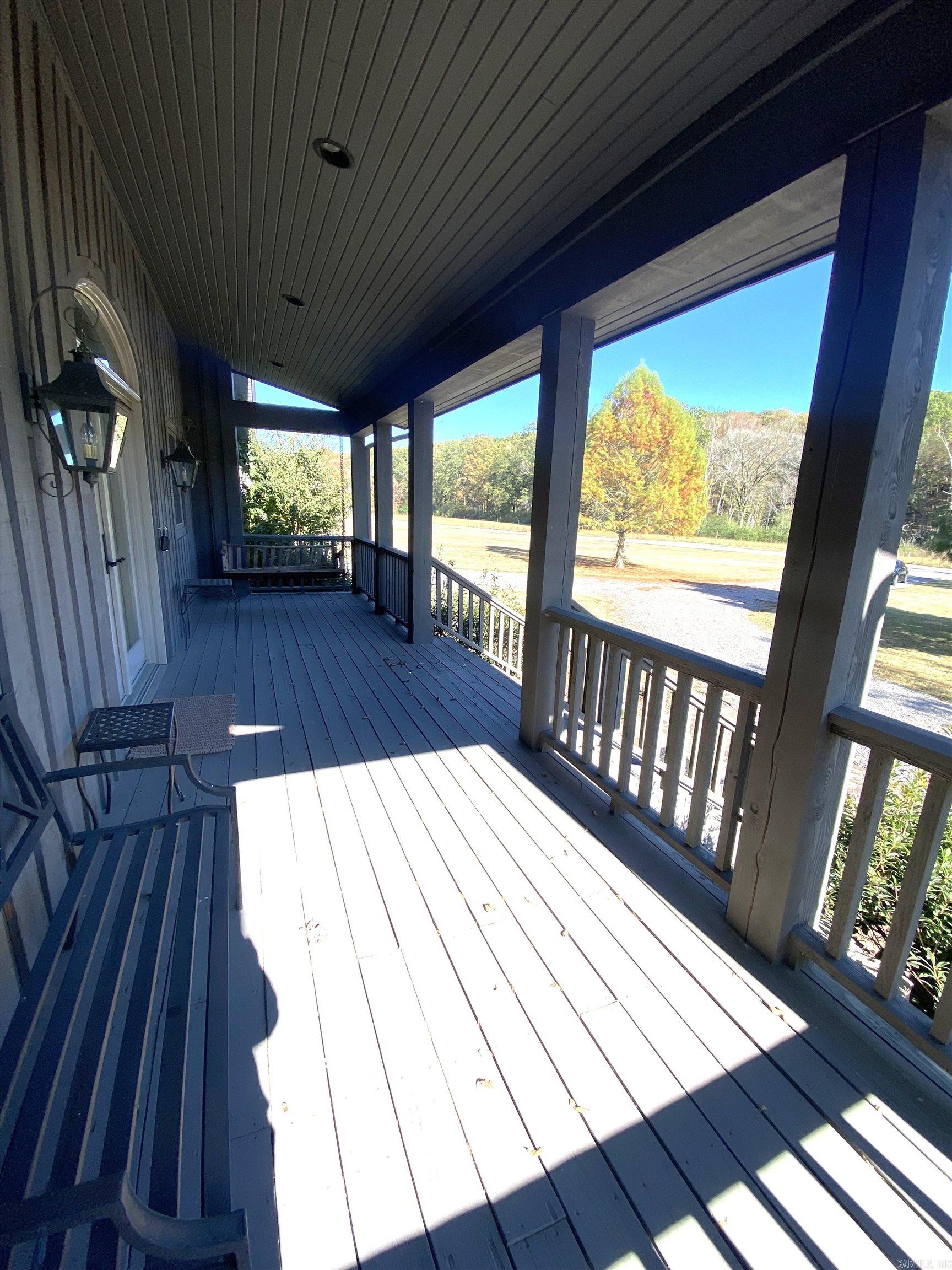 EAST RIVER DRIVE ESTATES - Residential