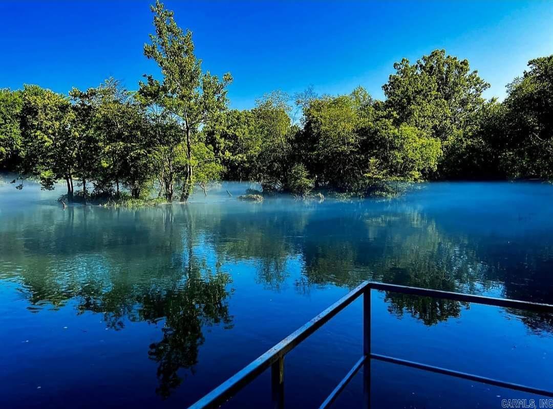 EAST RIVER DRIVE ESTATES - Residential