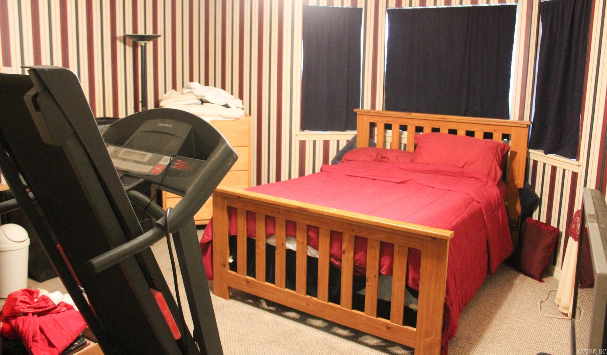 CHARLESTOWNE - Residential