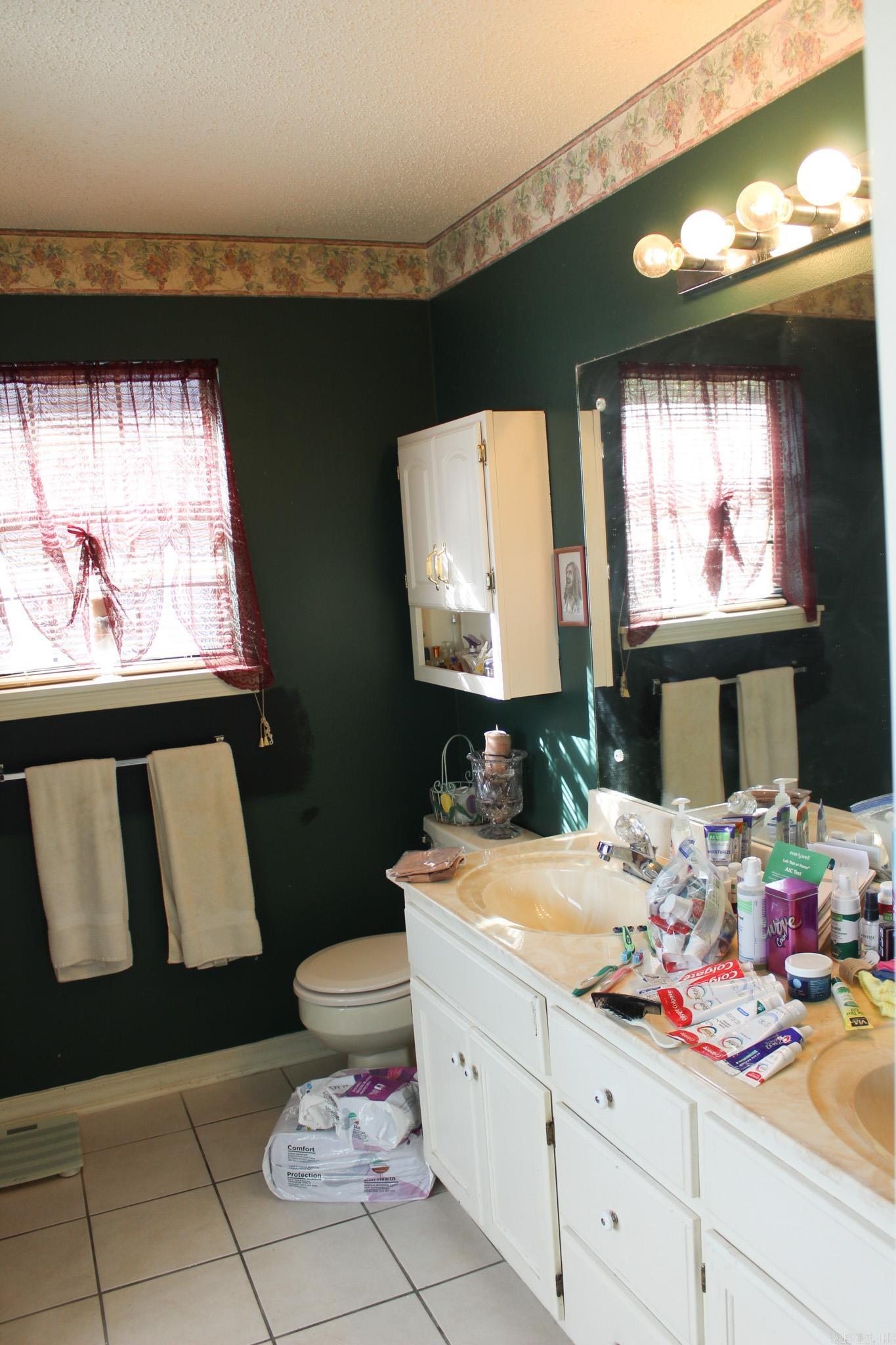 CHARLESTOWNE - Residential