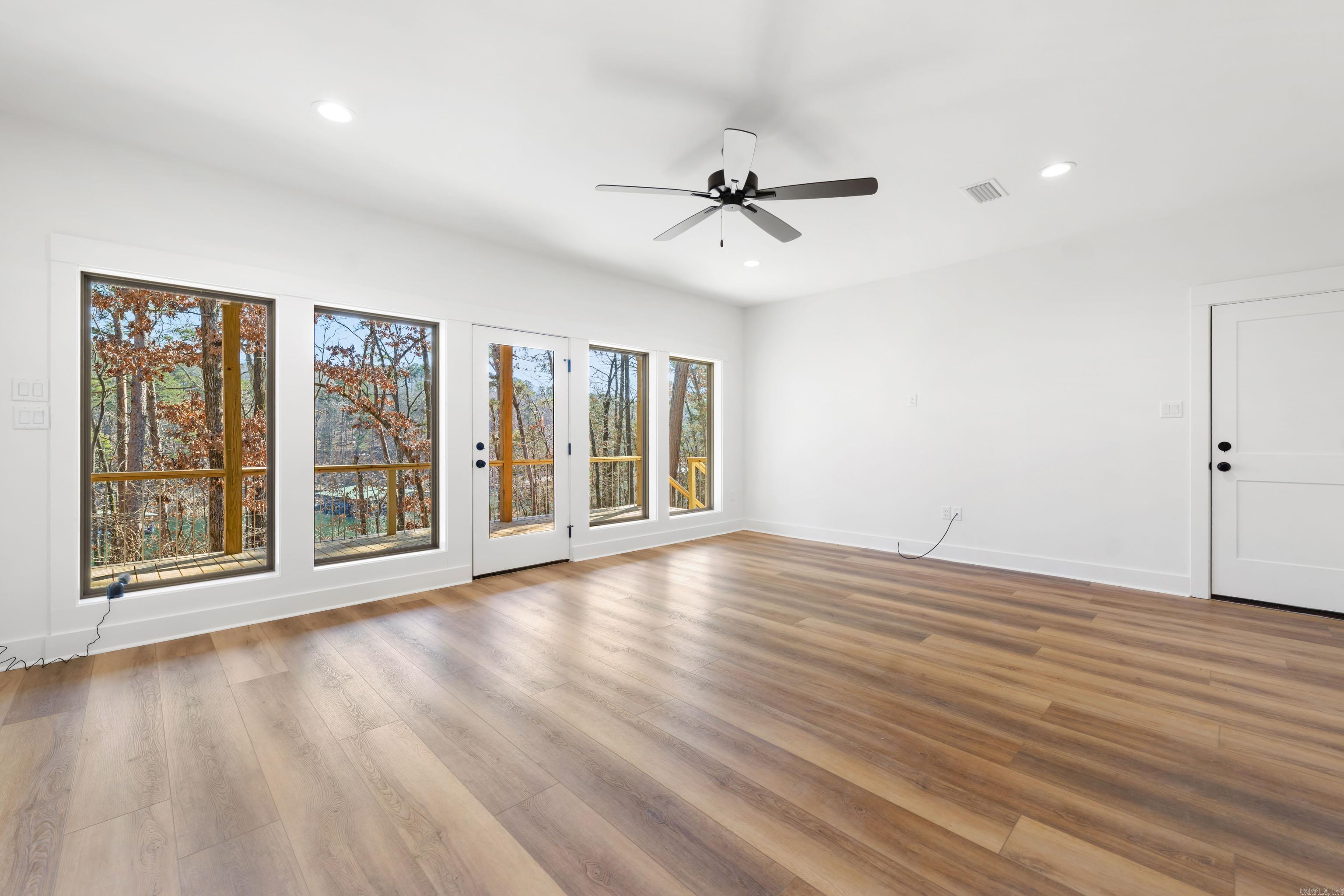 HIDDEN VALLEY ESTATES - Residential