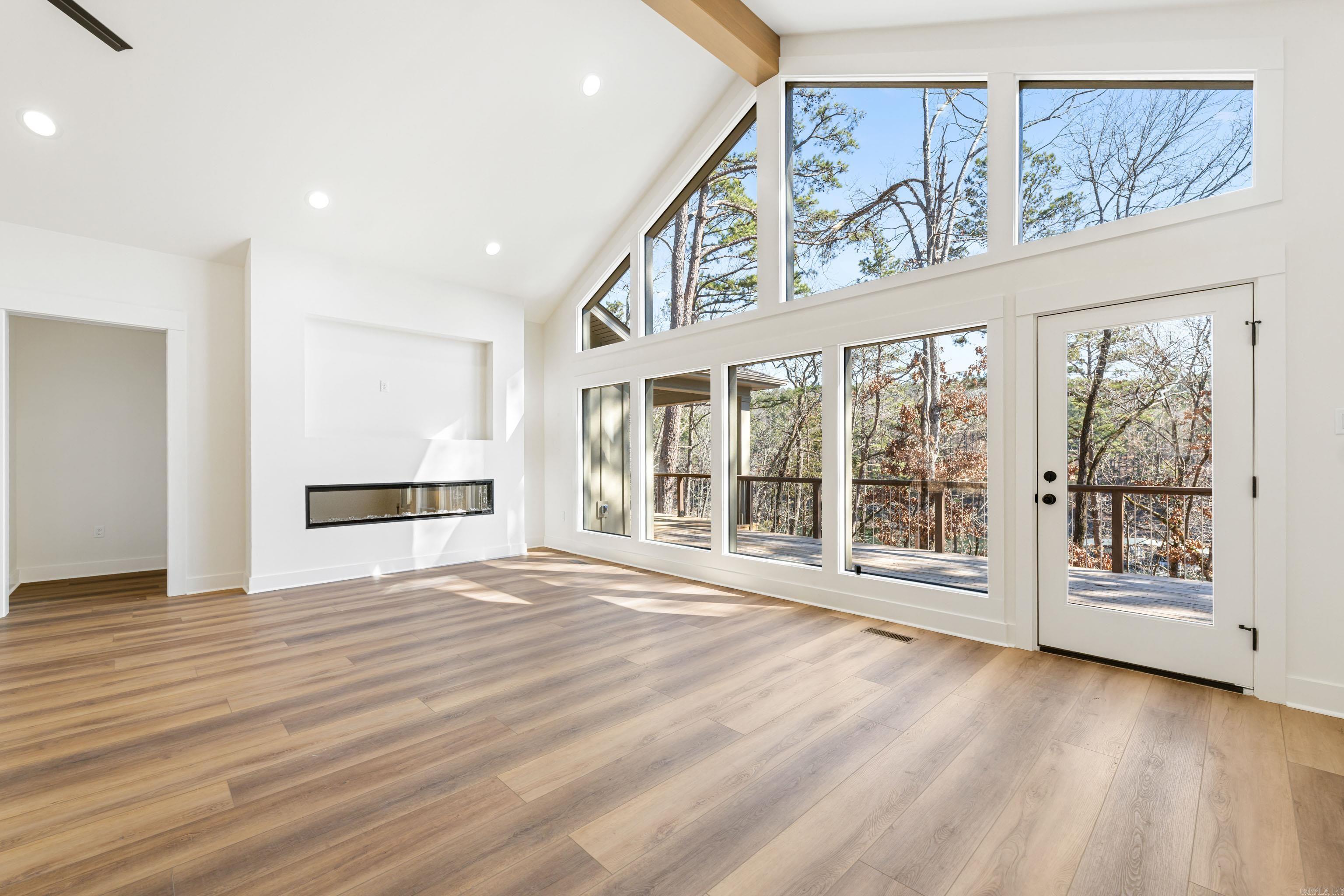 HIDDEN VALLEY ESTATES - Residential