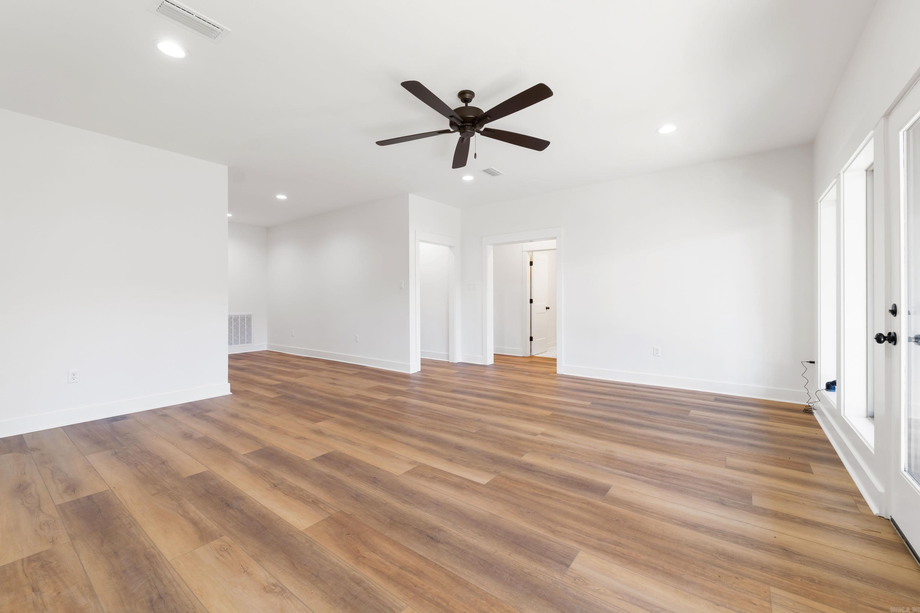 HIDDEN VALLEY ESTATES - Residential