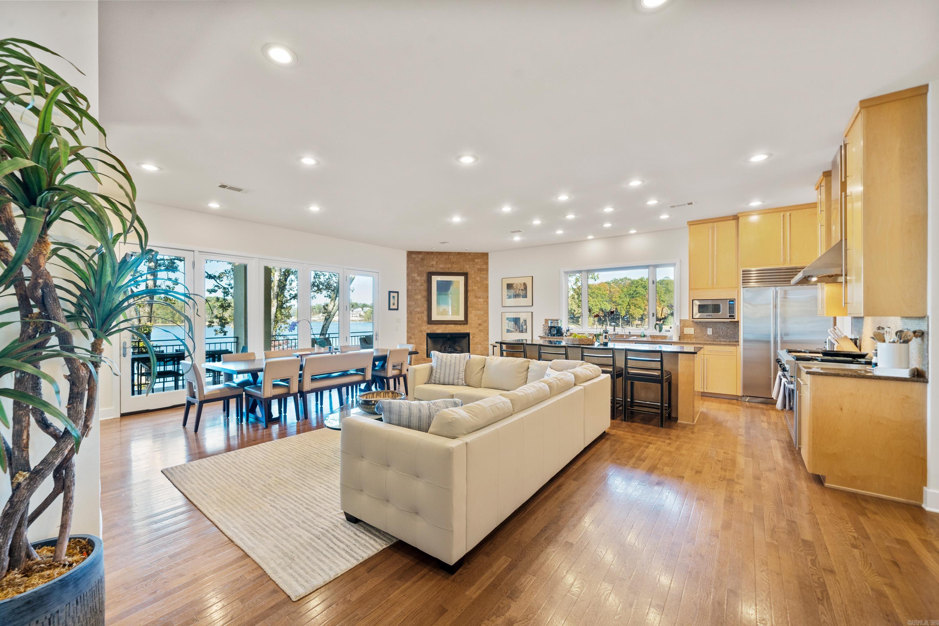 Noen - Residential