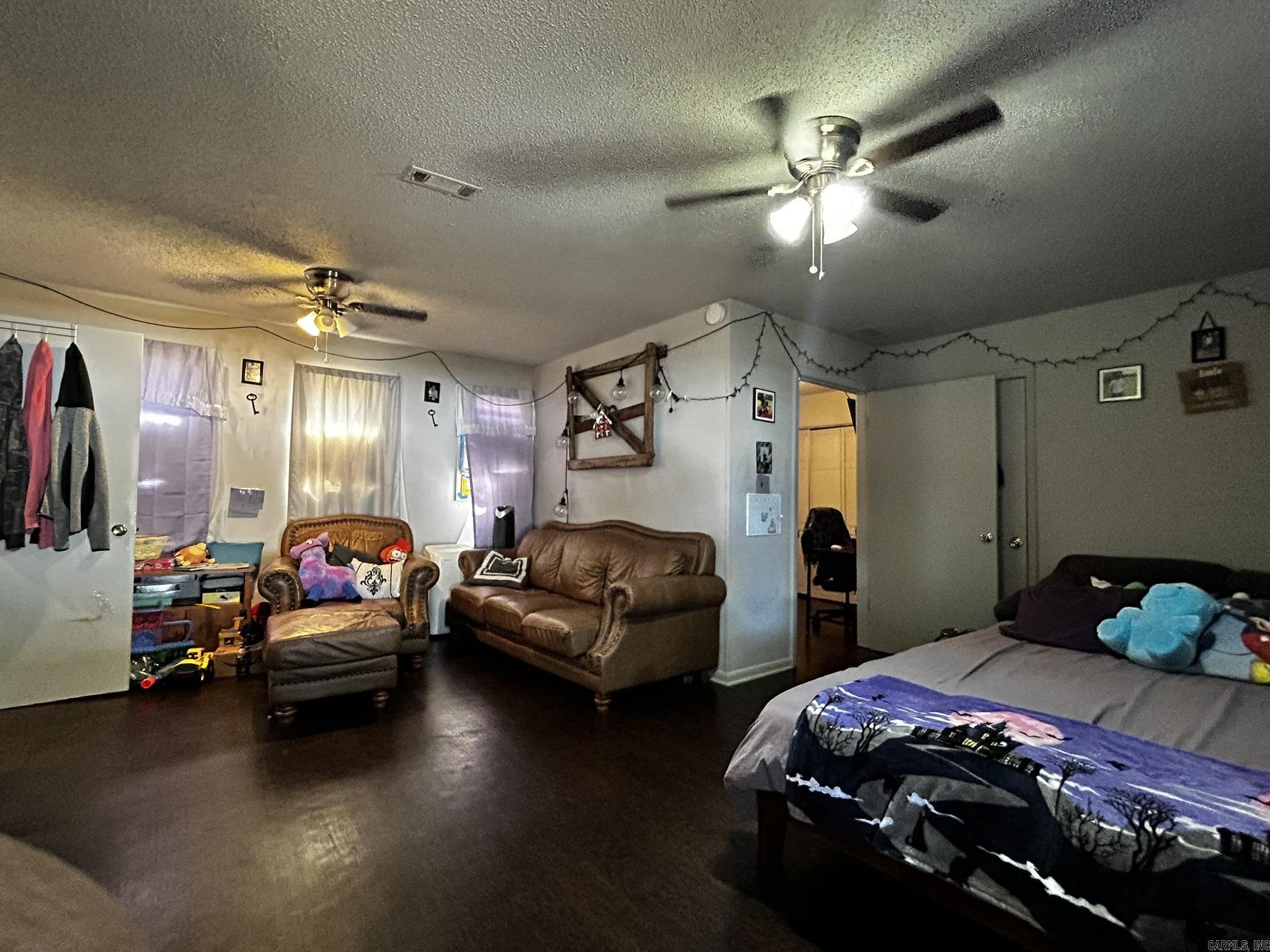 Gravel Ridge - Residential Income