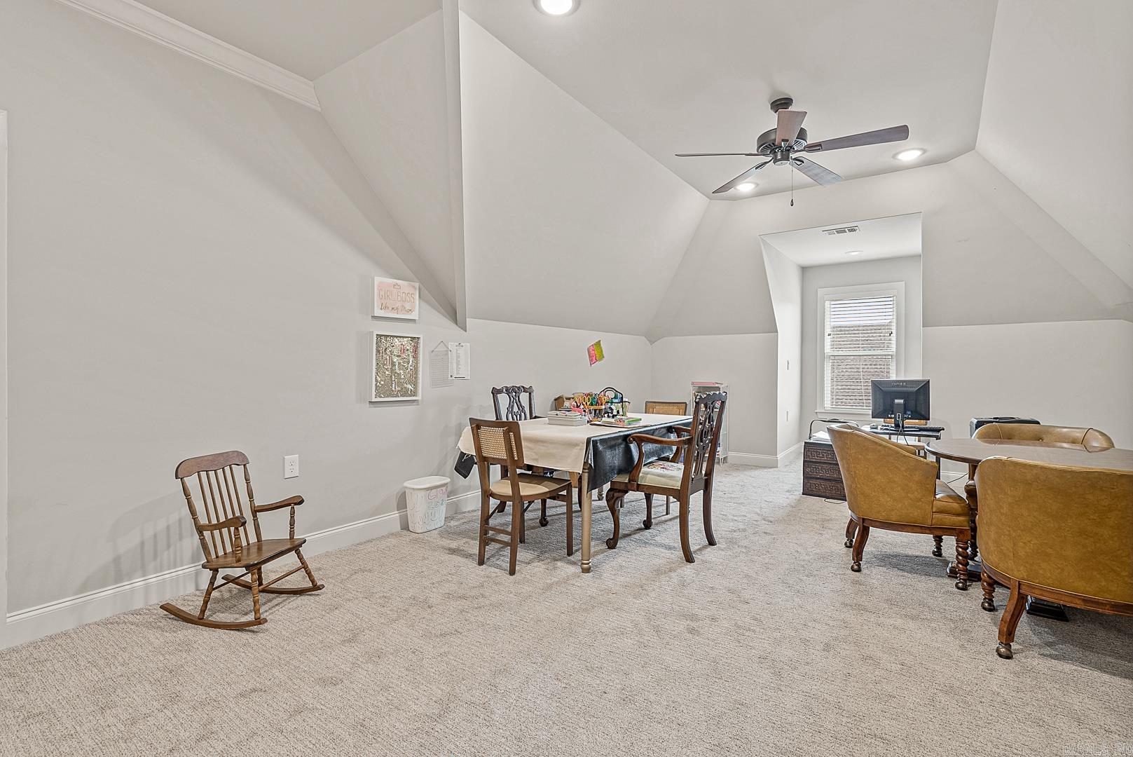 BARRINGTON PARK - Residential