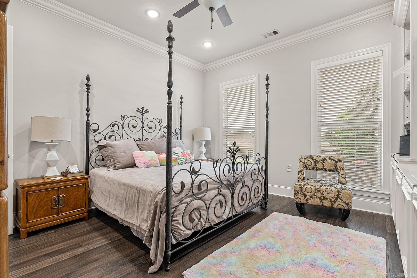 BARRINGTON PARK - Residential