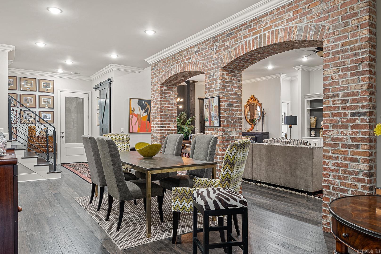 BARRINGTON PARK - Residential