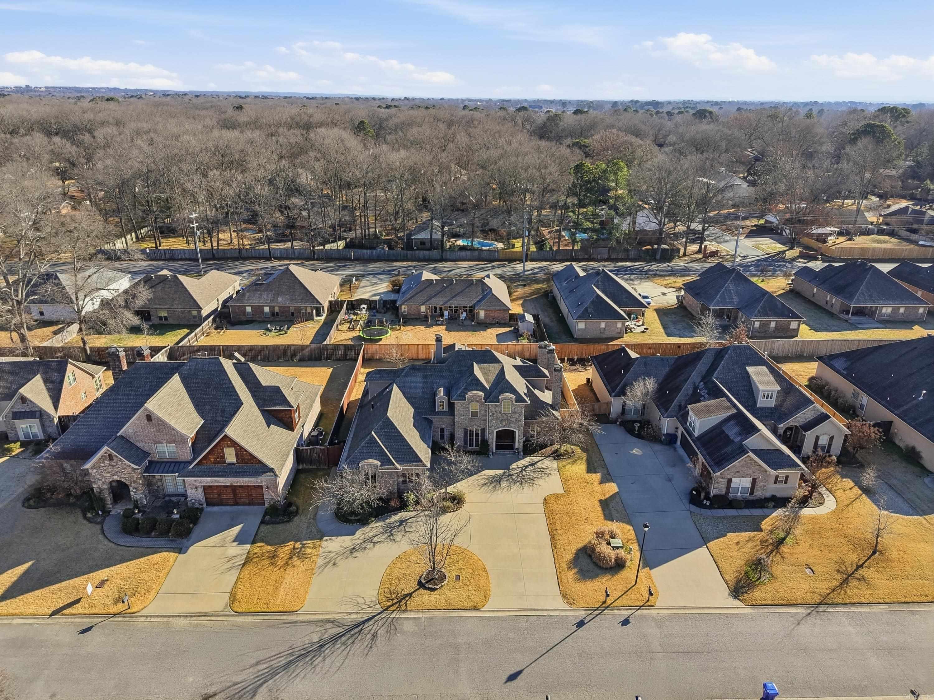 APPLEWOOD COVE - Residential