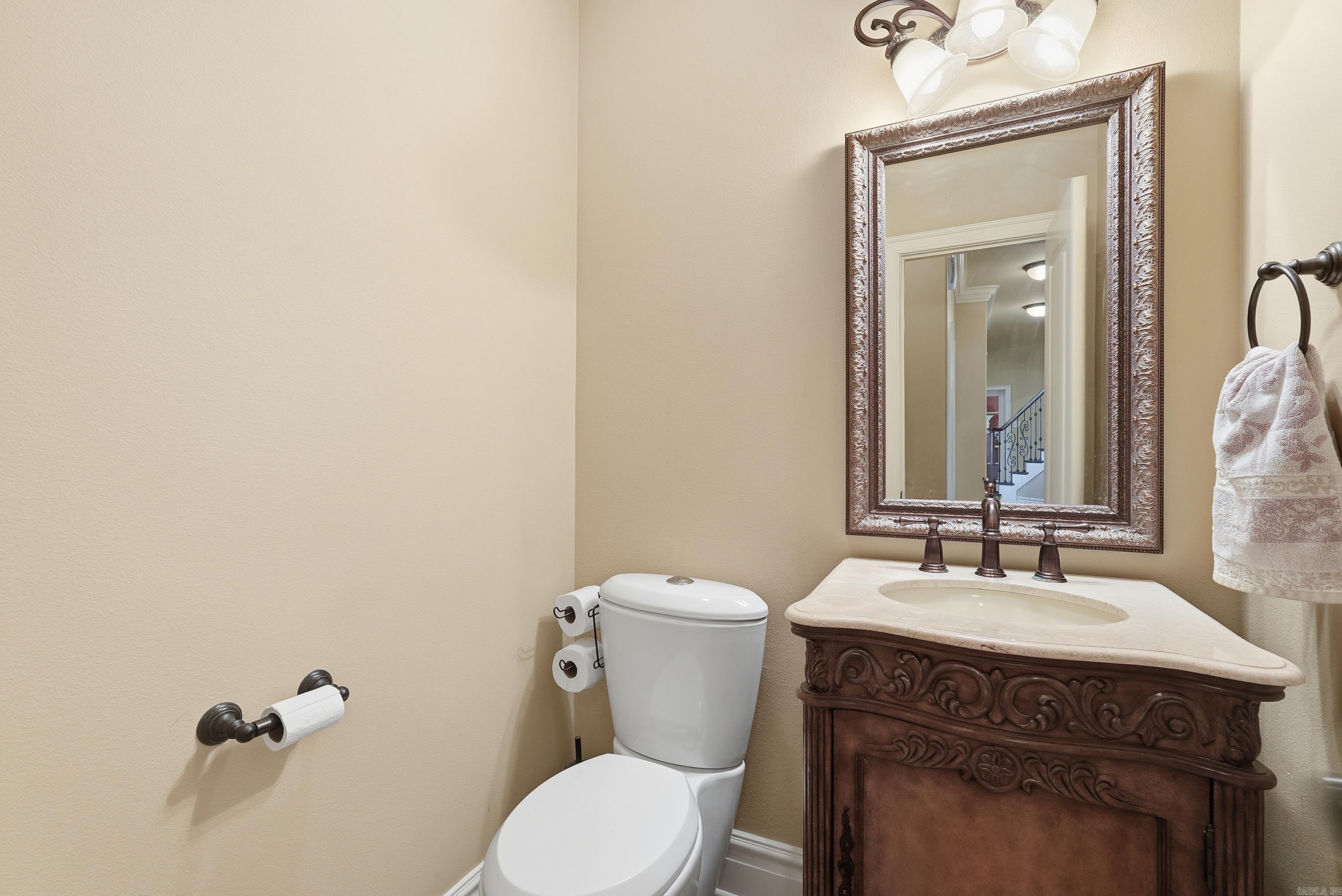 APPLEWOOD COVE - Residential