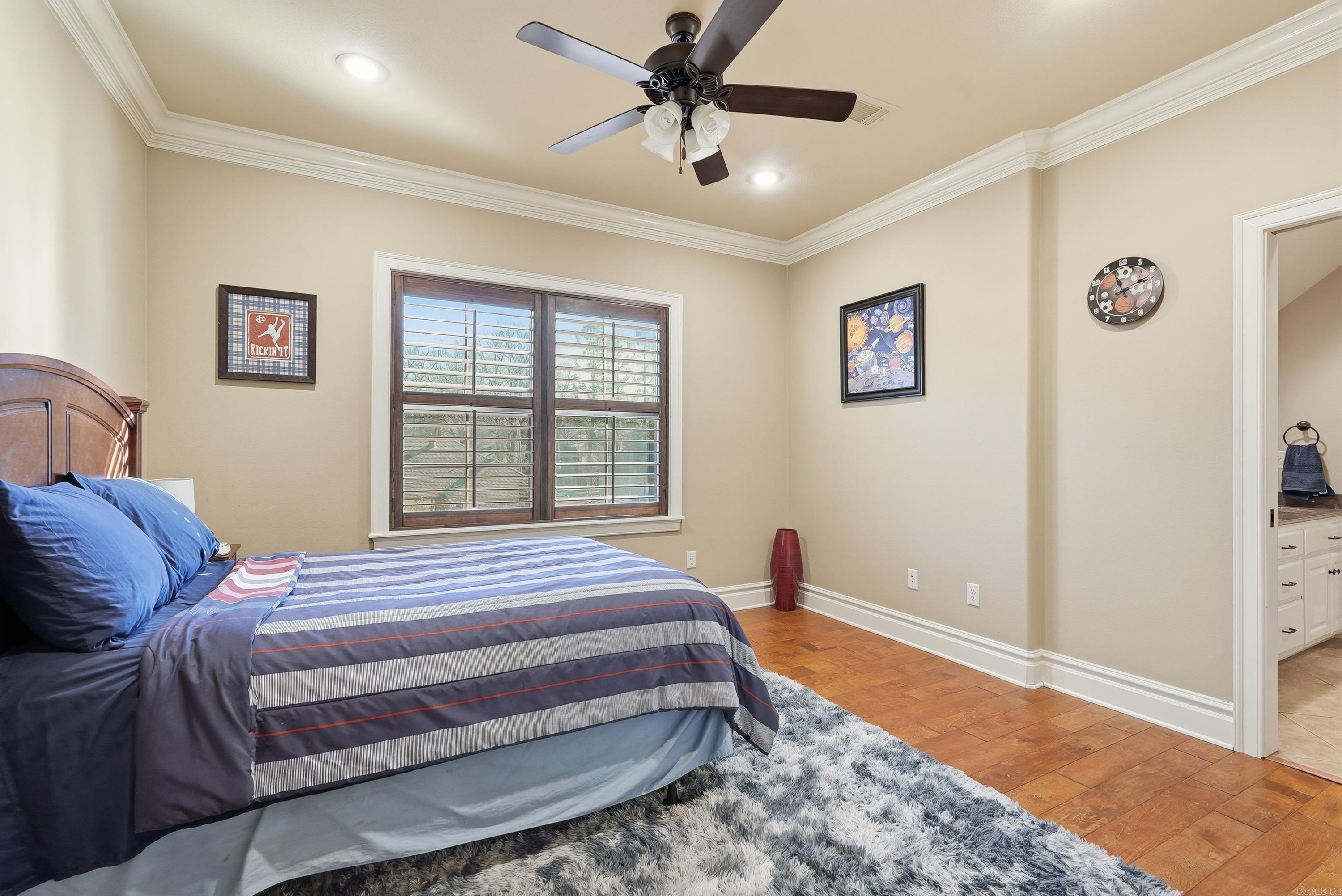 APPLEWOOD COVE - Residential