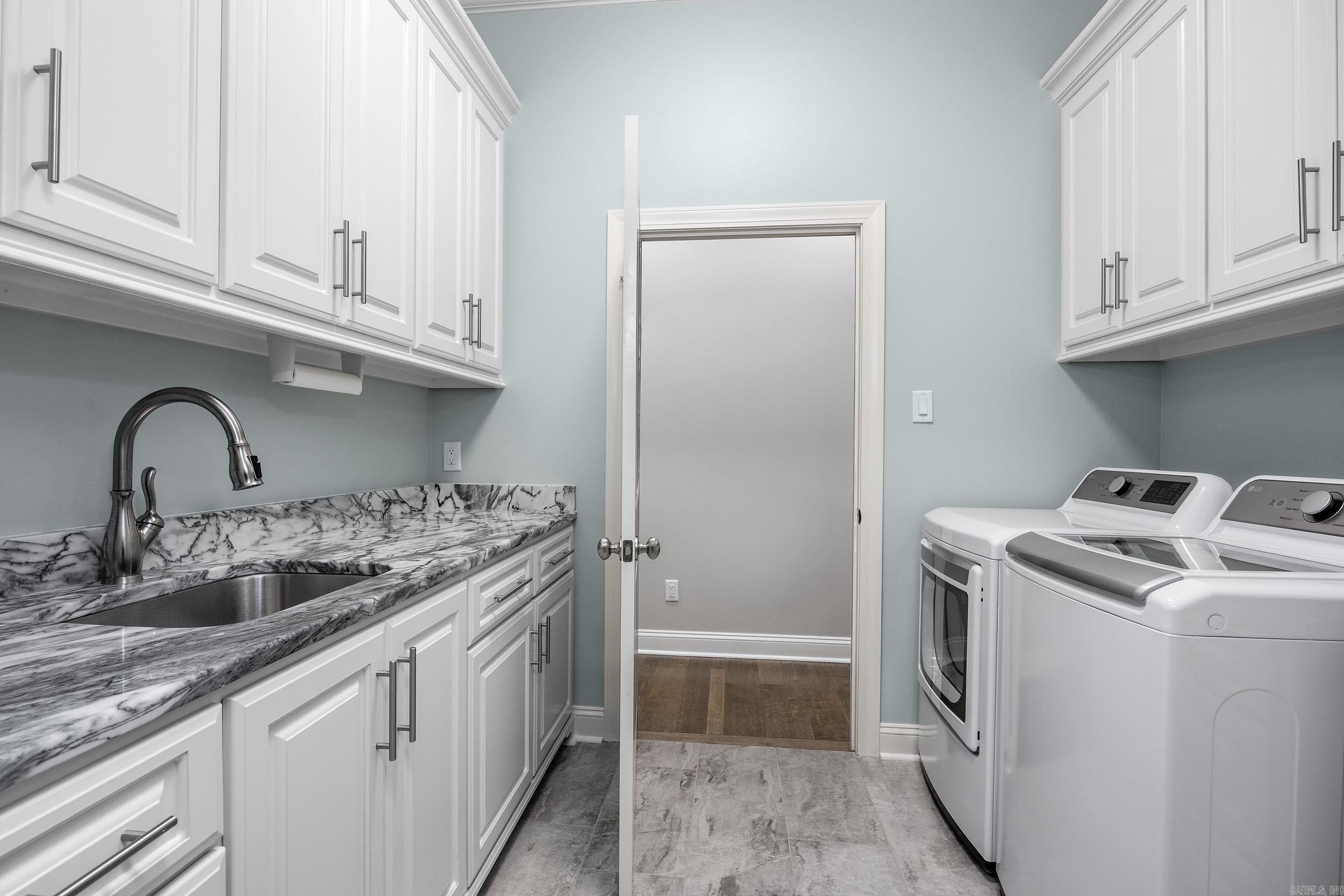 CHENAL VALLEY EPERNAY PLACE - Residential