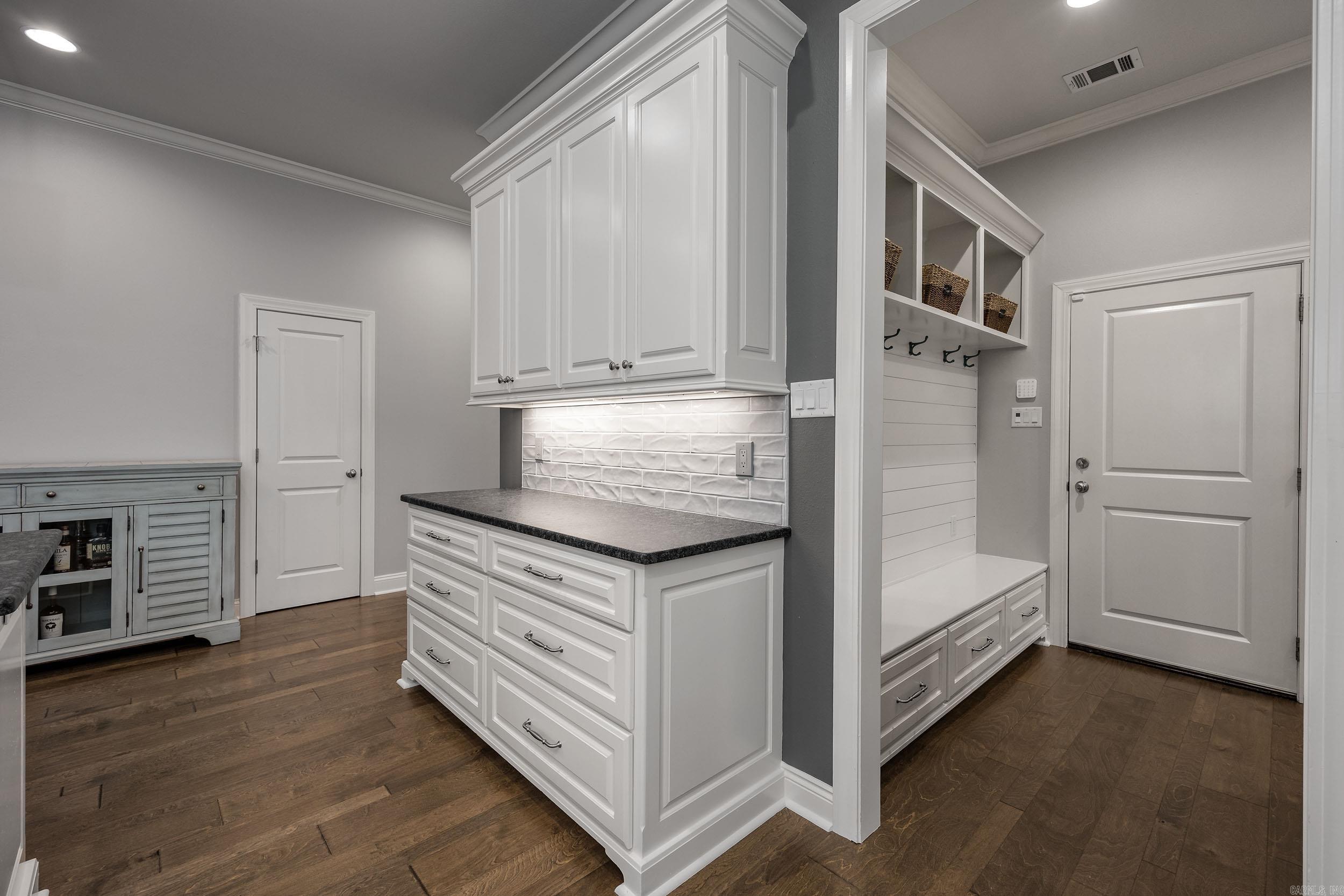 CHENAL VALLEY EPERNAY PLACE - Residential