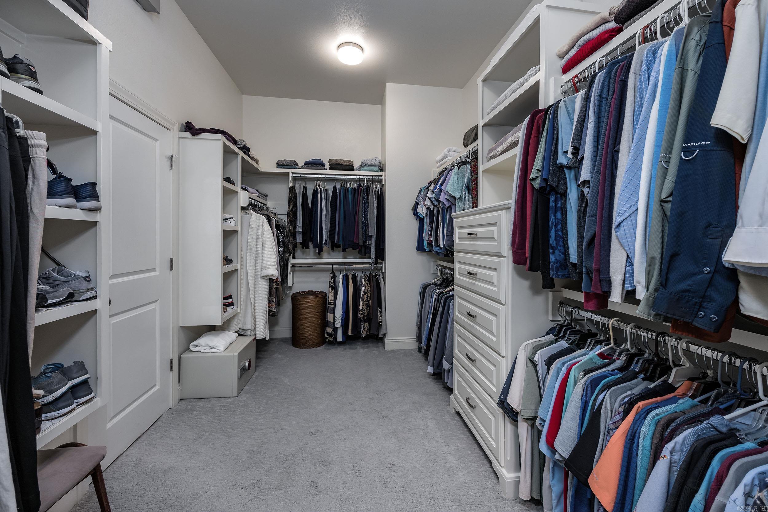 CHENAL VALLEY EPERNAY PLACE - Residential