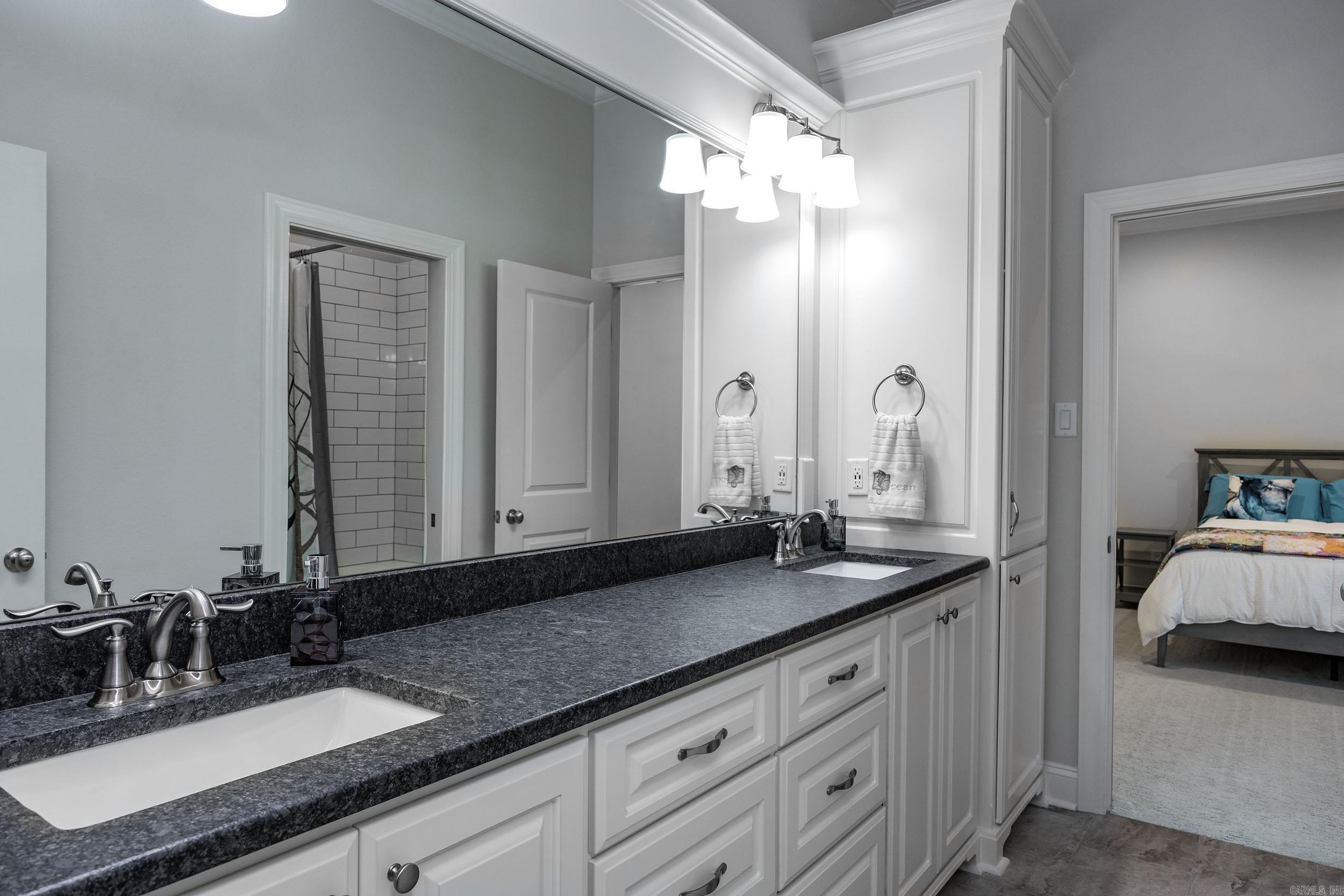 CHENAL VALLEY EPERNAY PLACE - Residential