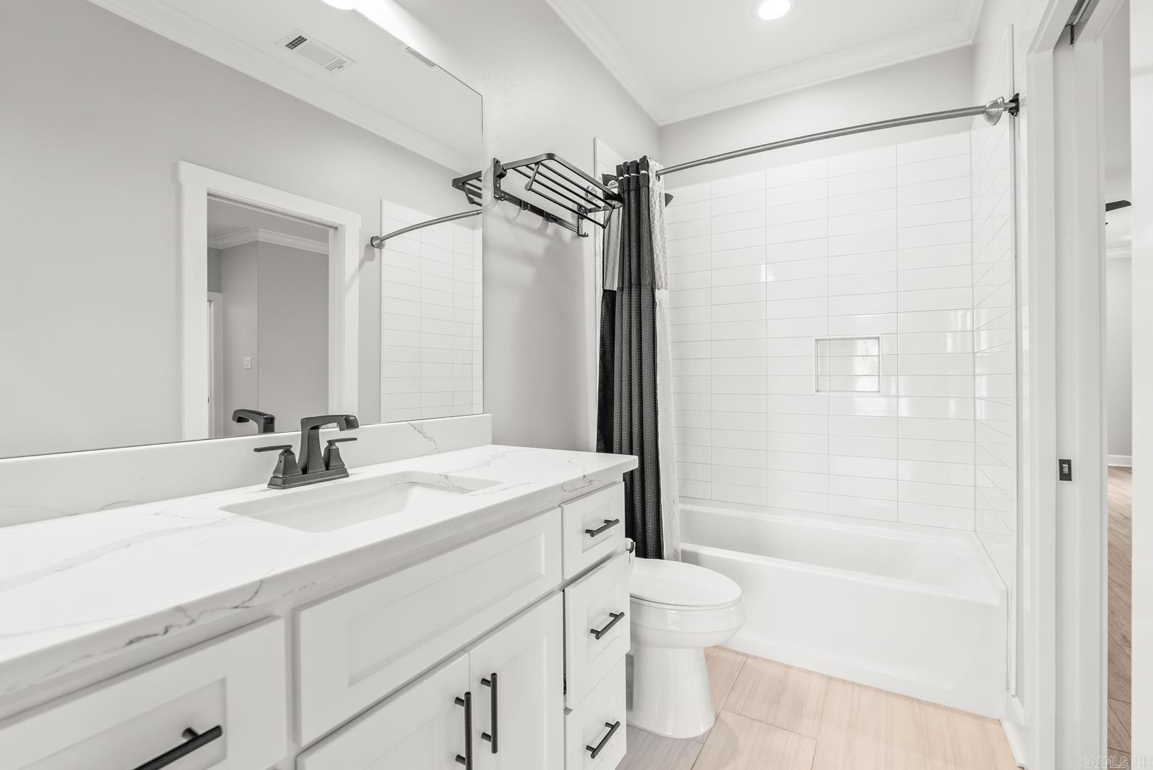 CHENAL VALLEY "FALSTONE COURT" - Residential