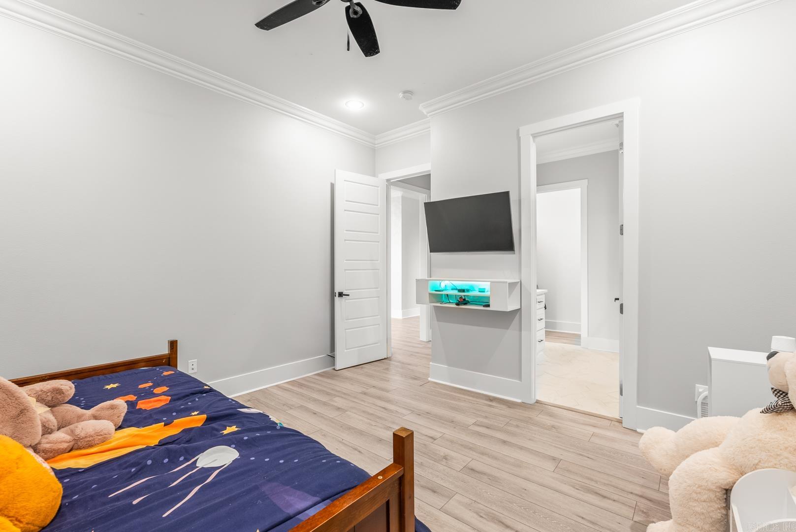 CHENAL VALLEY "FALSTONE COURT" - Residential