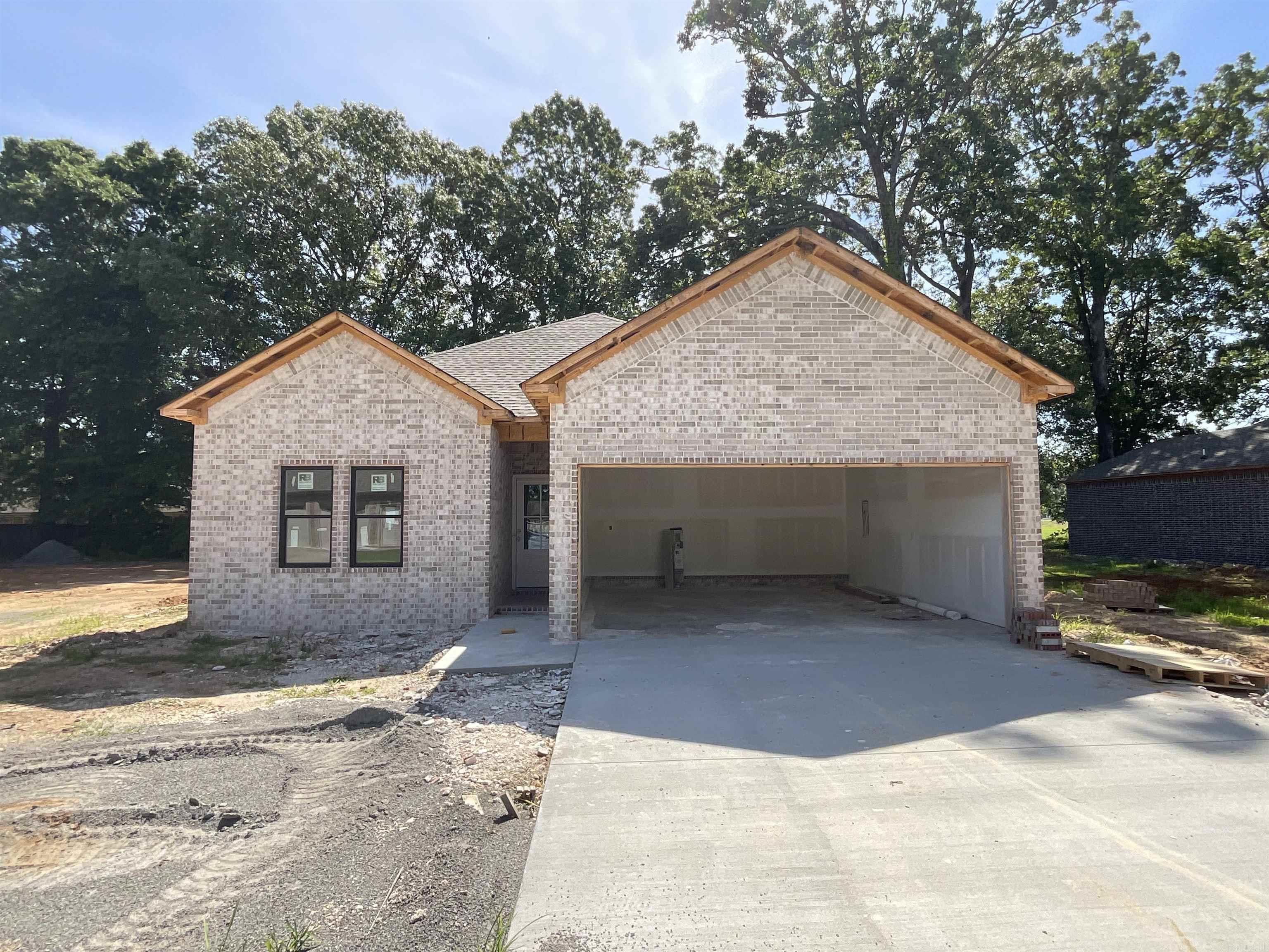 MCGEE MEADOWS - Residential