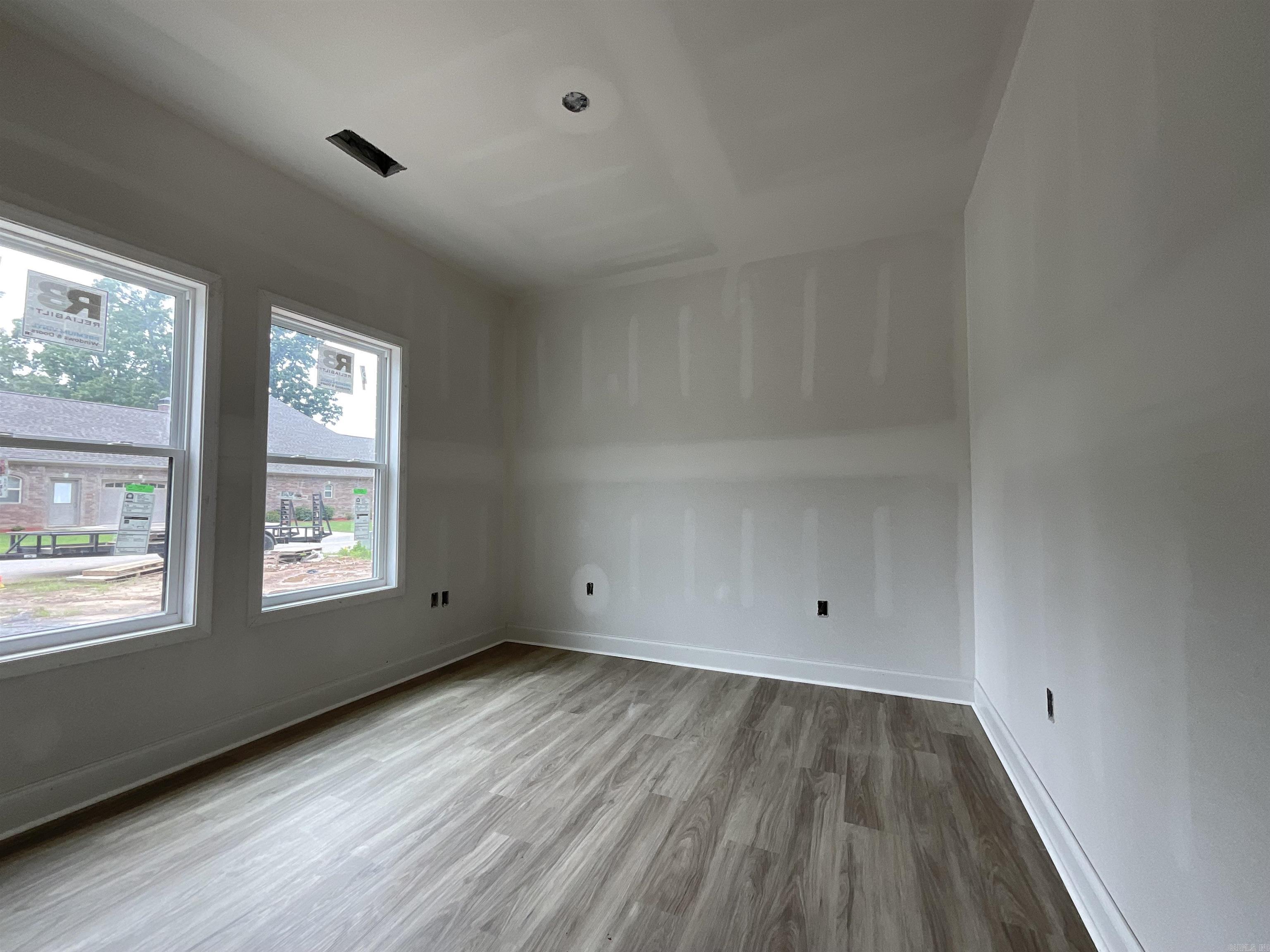 MCGEE MEADOWS - Residential