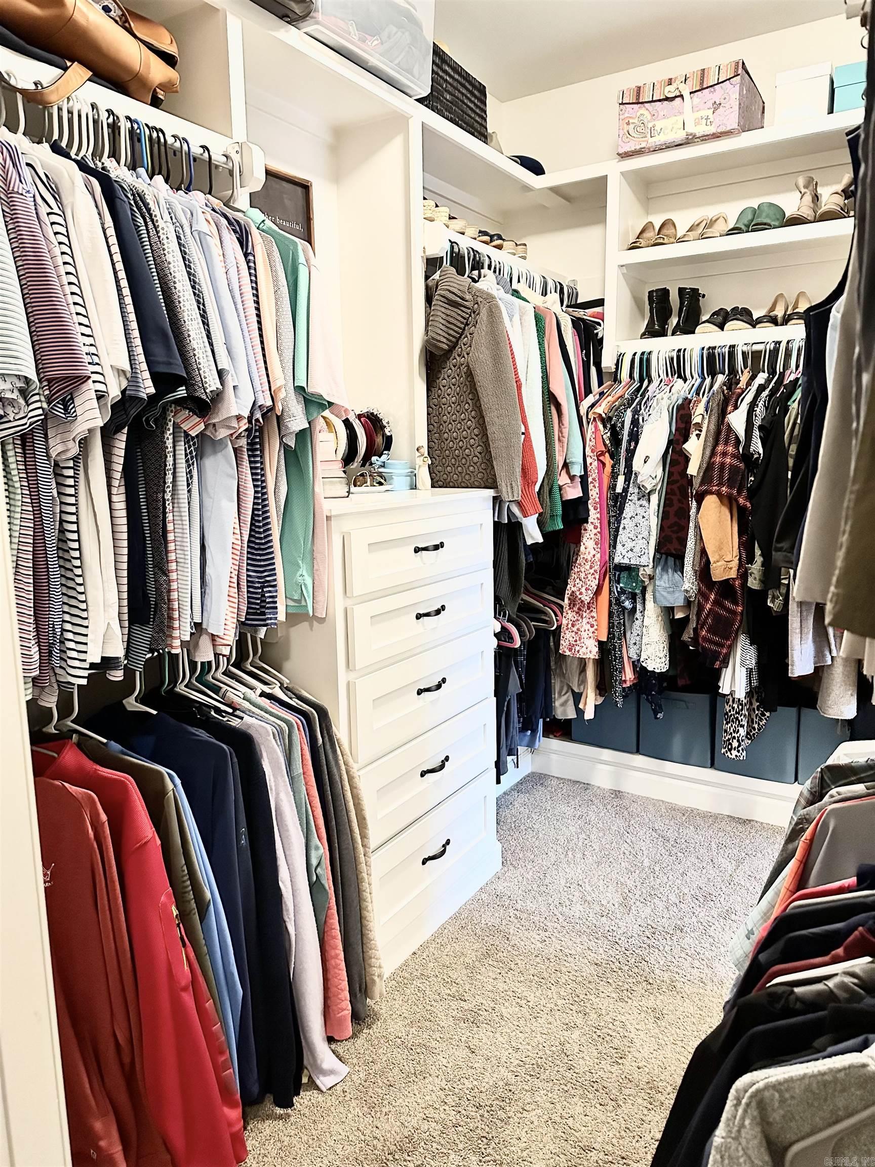 LOCHRIDGE ESTATES - Residential