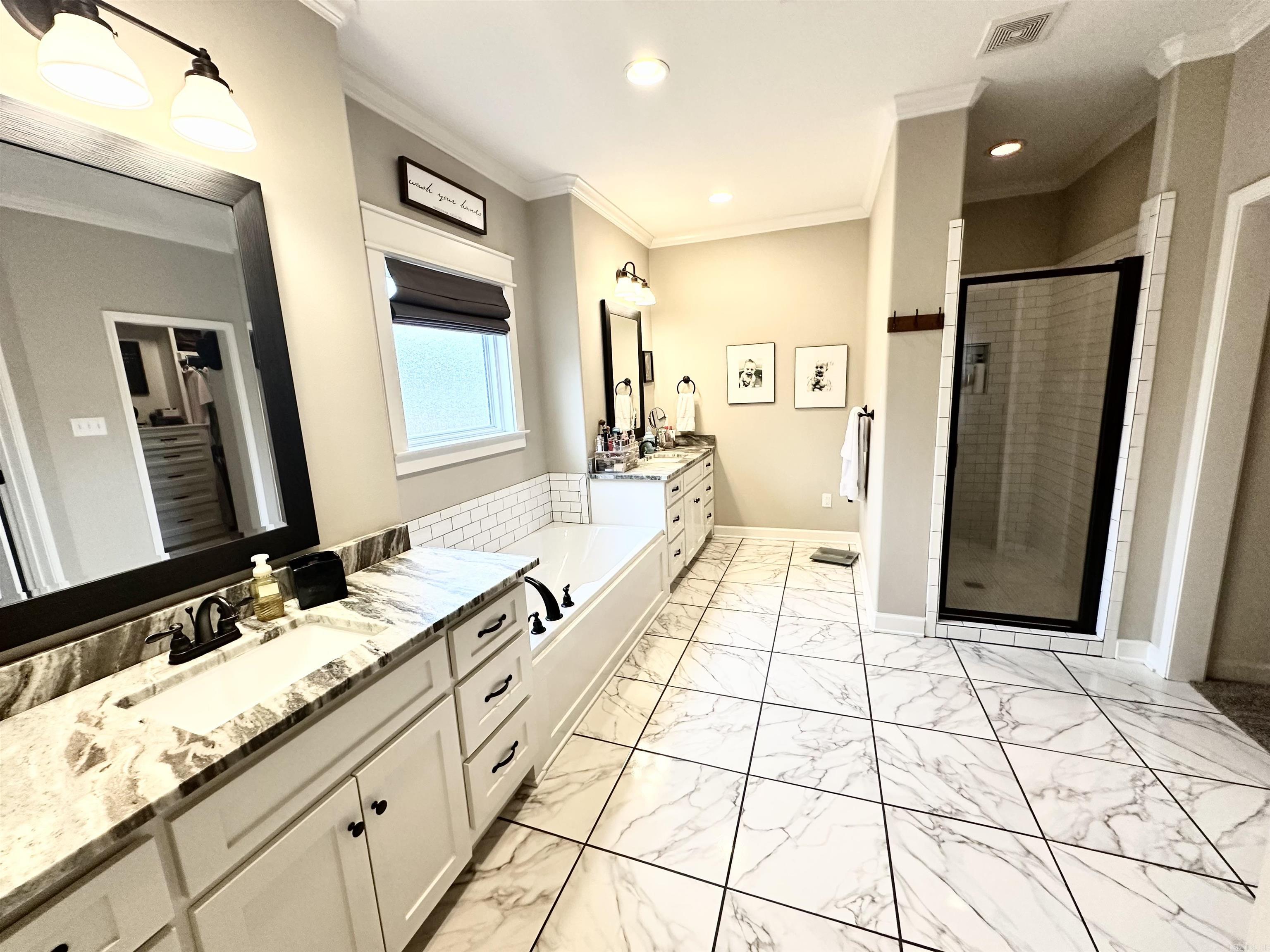 LOCHRIDGE ESTATES - Residential