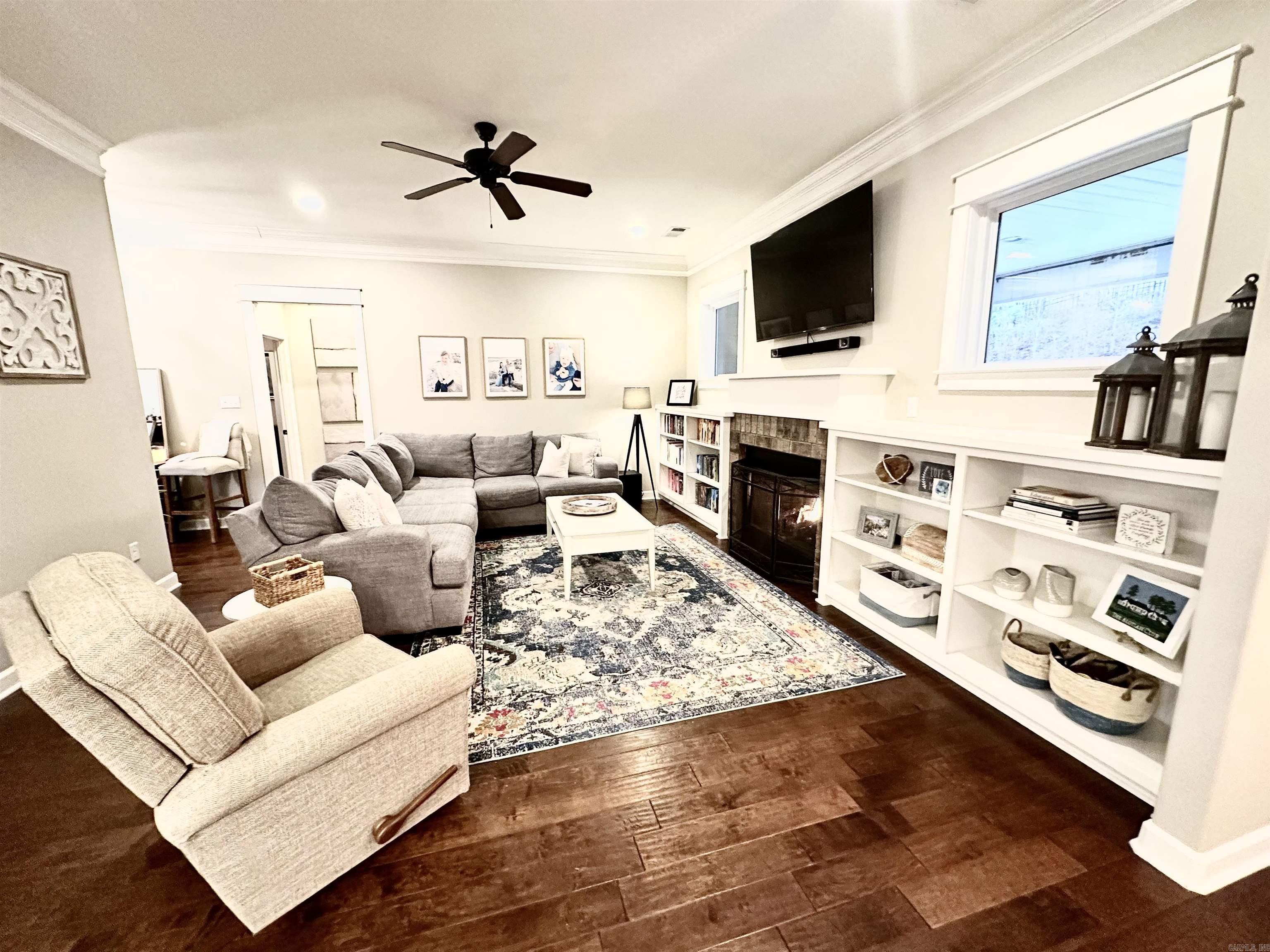 LOCHRIDGE ESTATES - Residential