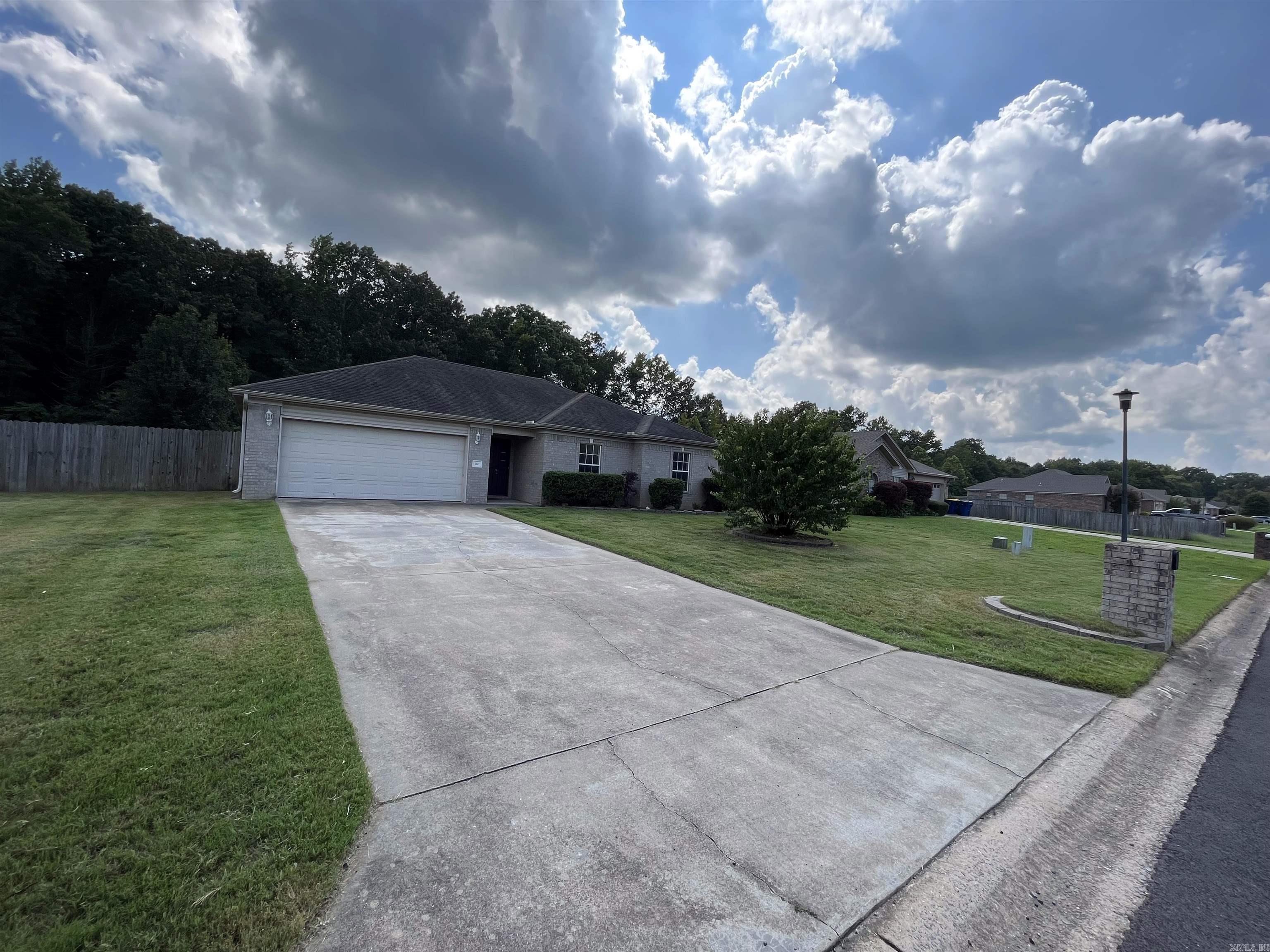 Robinwood - Residential Lease