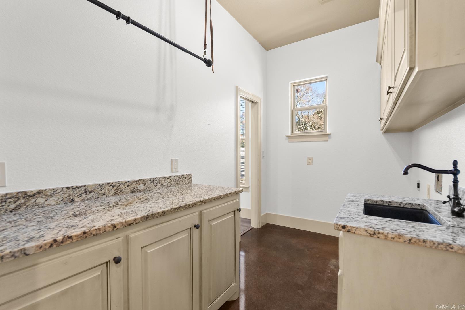 CHAPEL CREEK - Residential