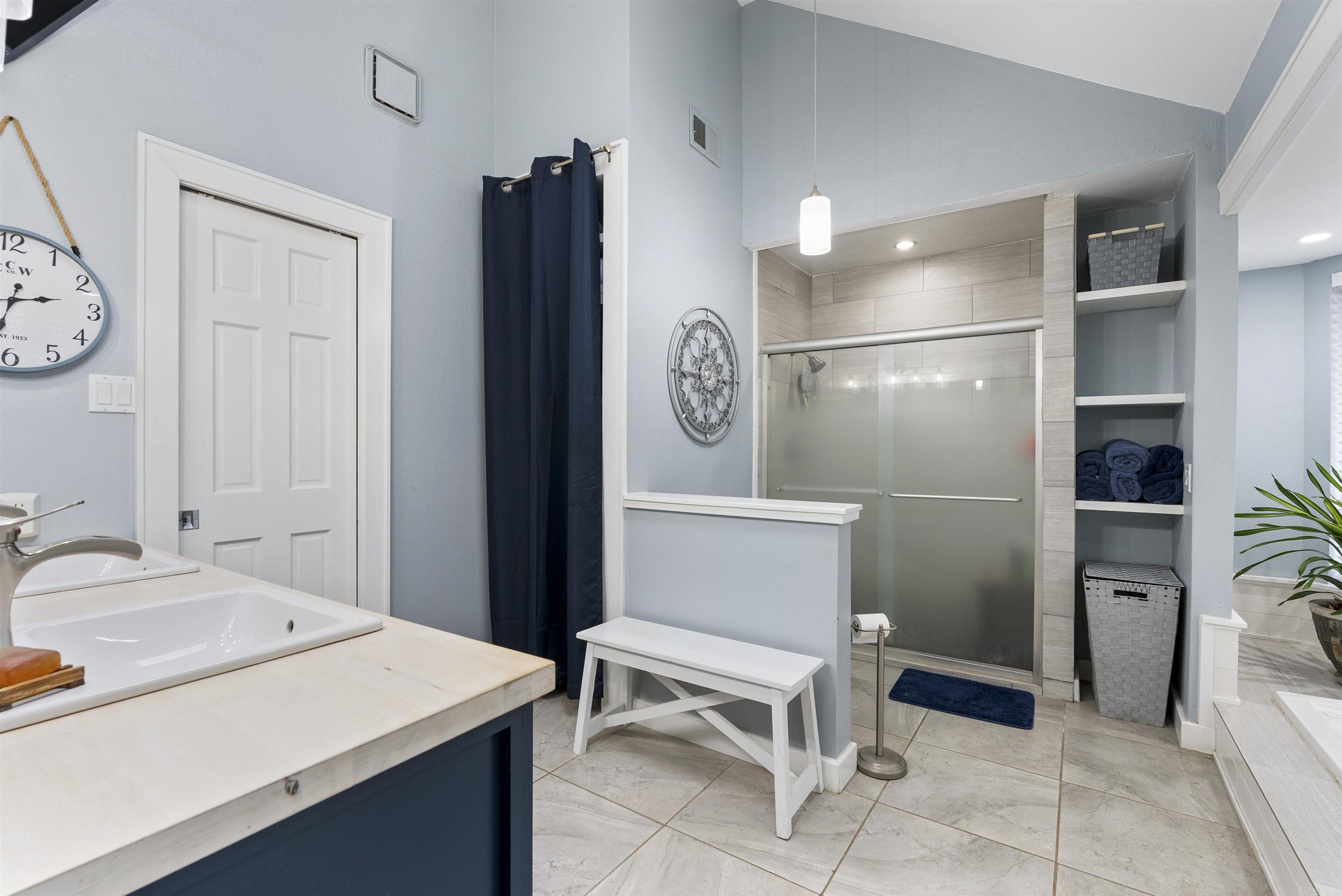 ST CHARLES ADDN - Residential