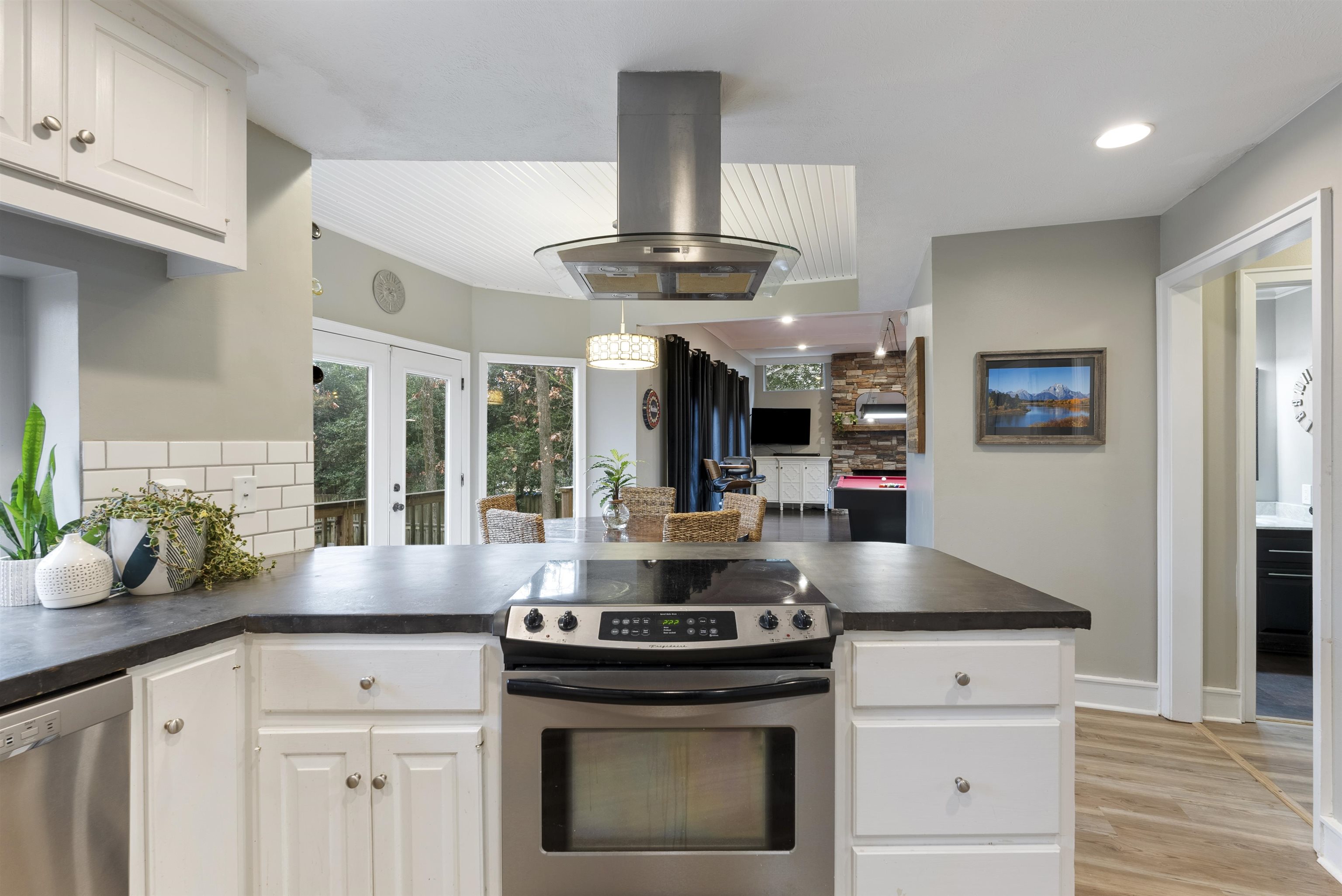 ST CHARLES ADDN - Residential