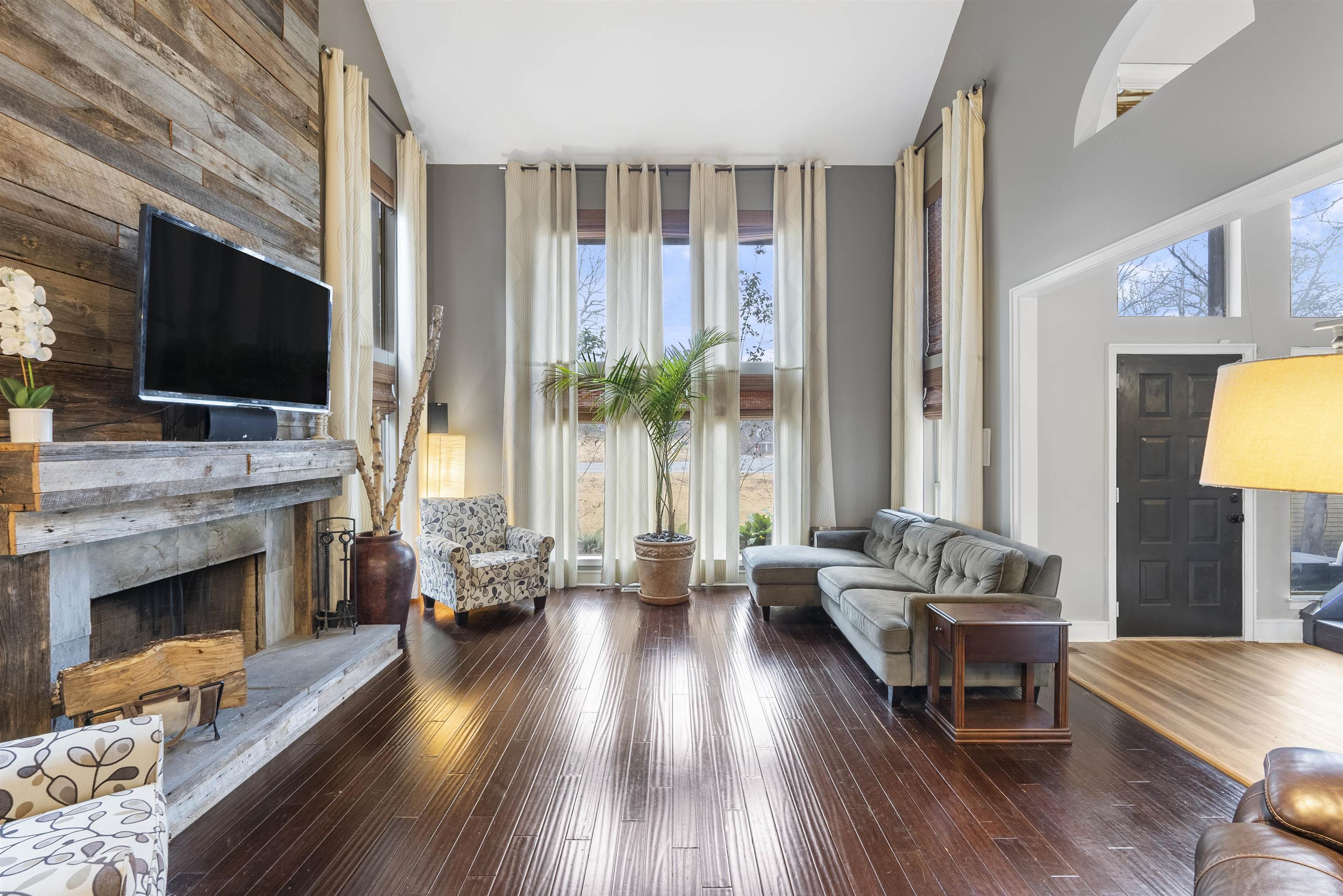 ST CHARLES ADDN - Residential