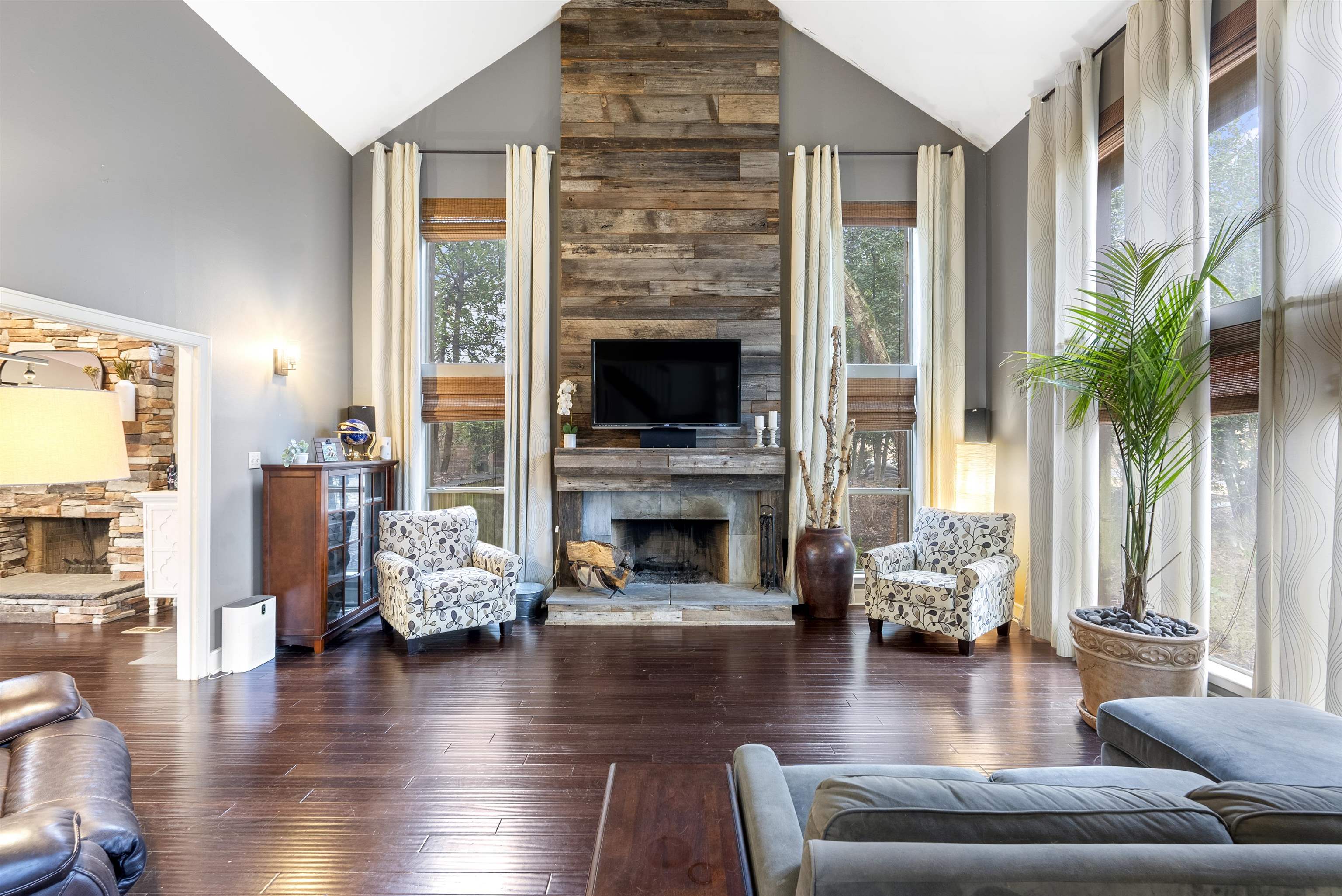 ST CHARLES ADDN - Residential