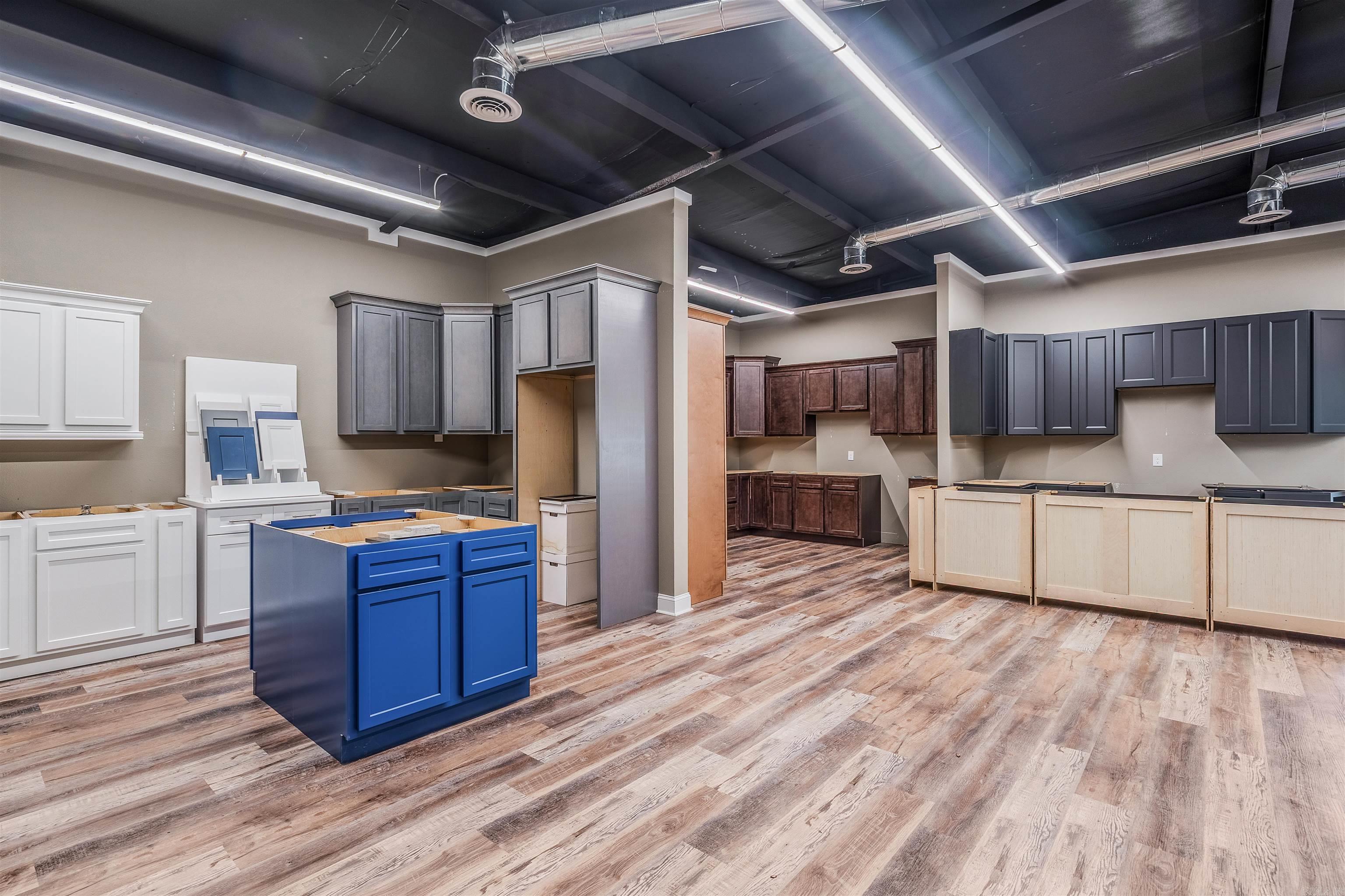 Metropolitan Commercial Estate - Commercial Sale