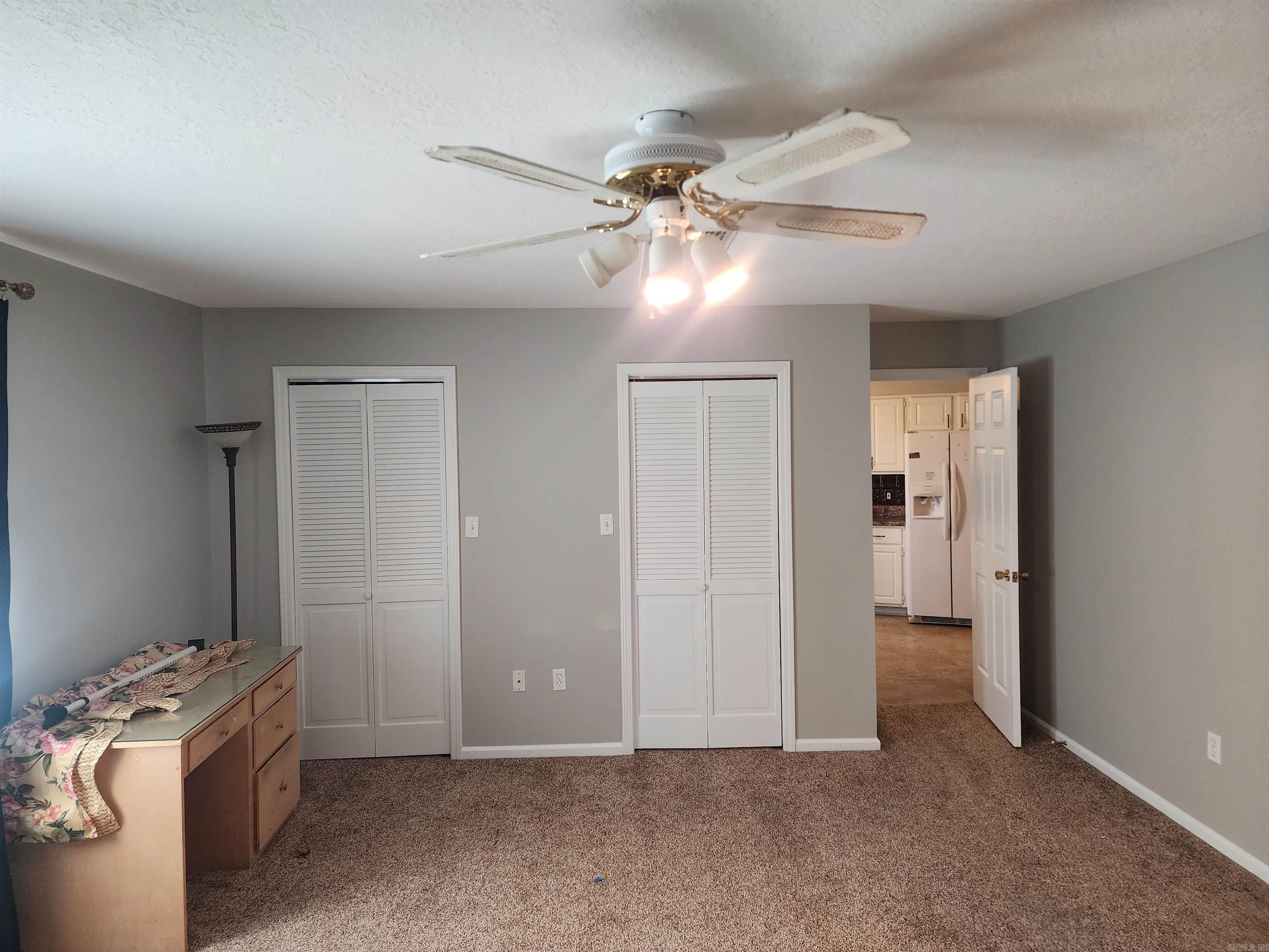 WALNUT VALLEY - Residential