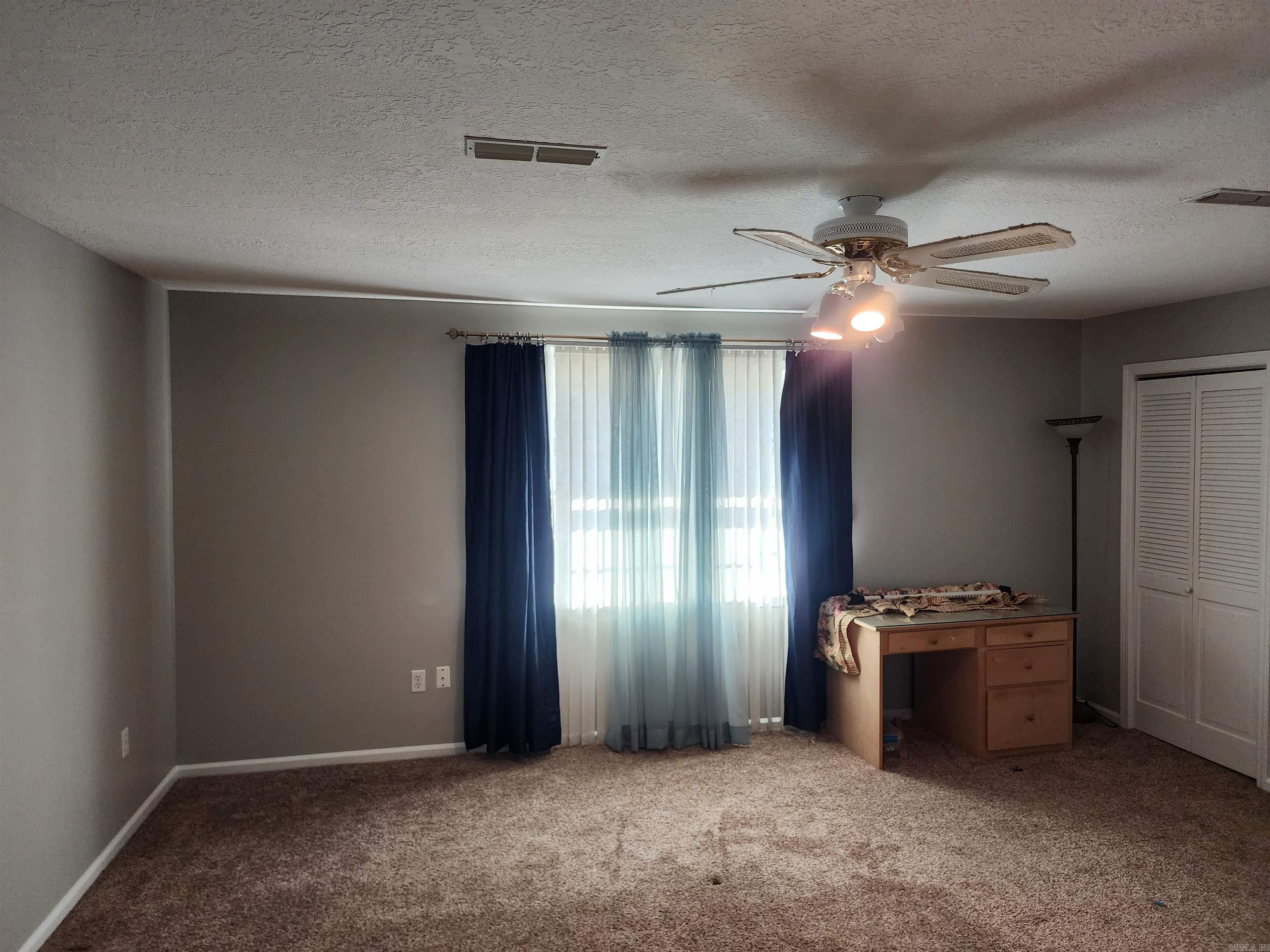 WALNUT VALLEY - Residential