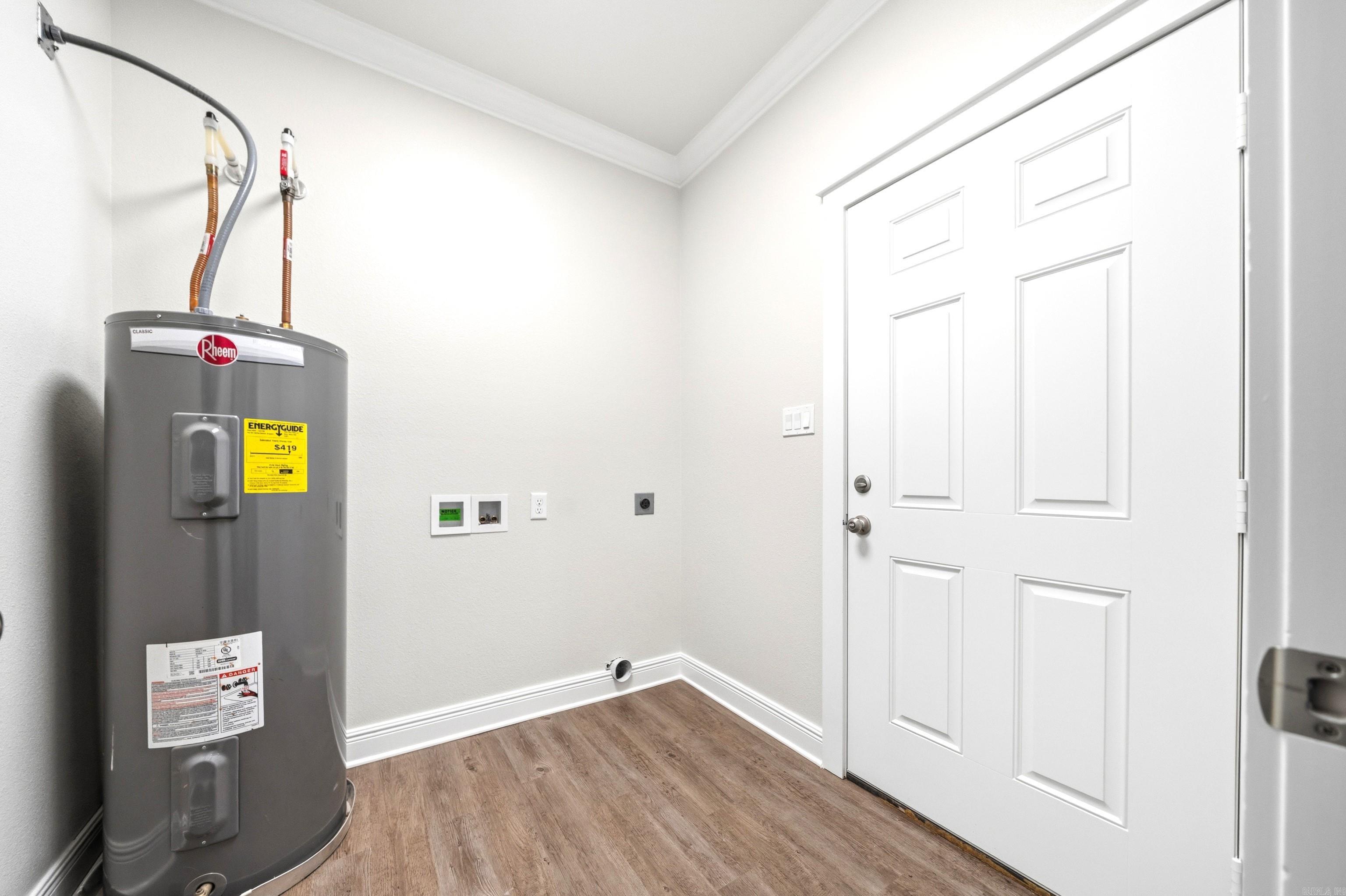 CHEROKEE BEACH LAKE ESTATES - Residential