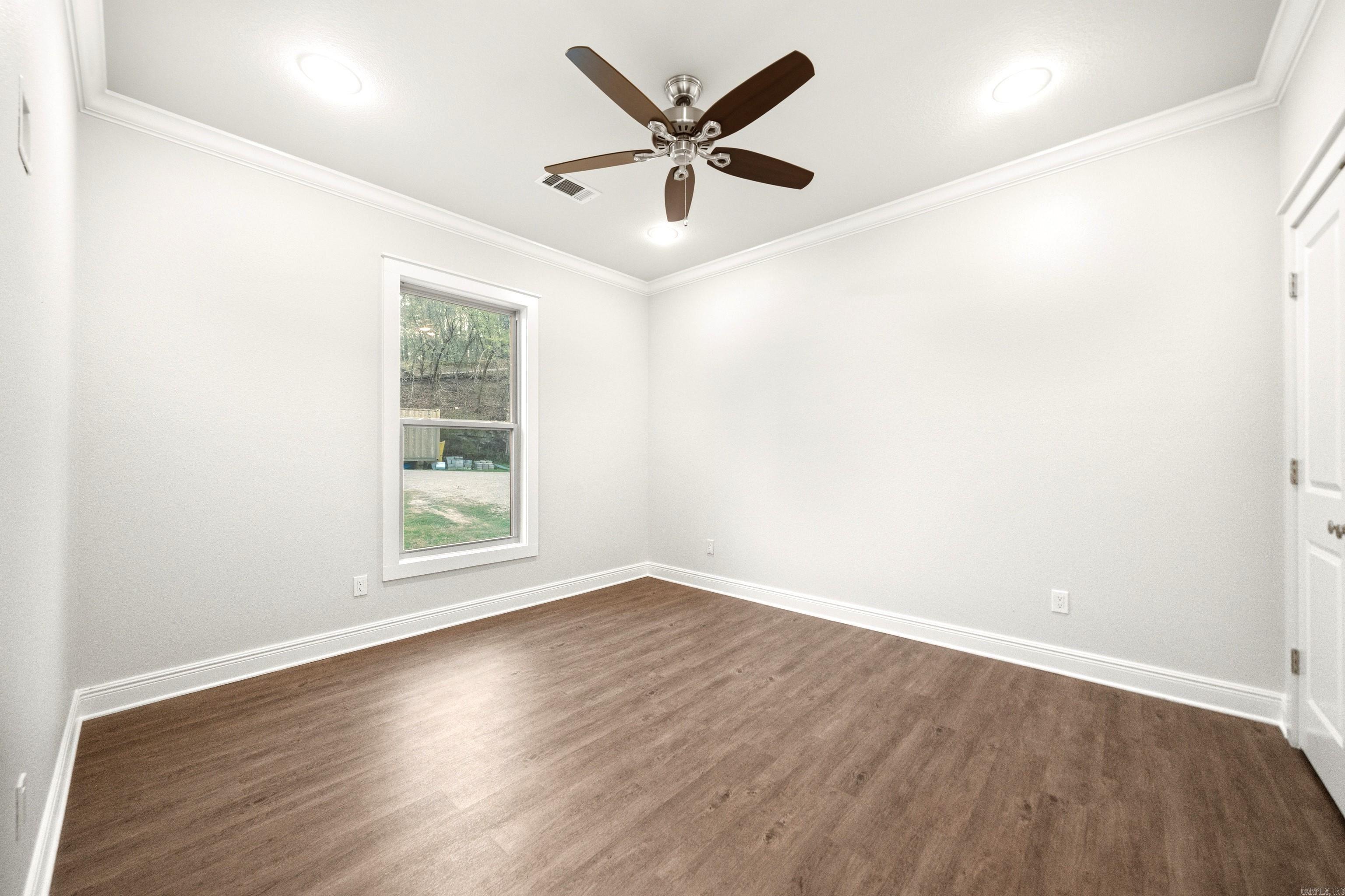 CHEROKEE BEACH LAKE ESTATES - Residential