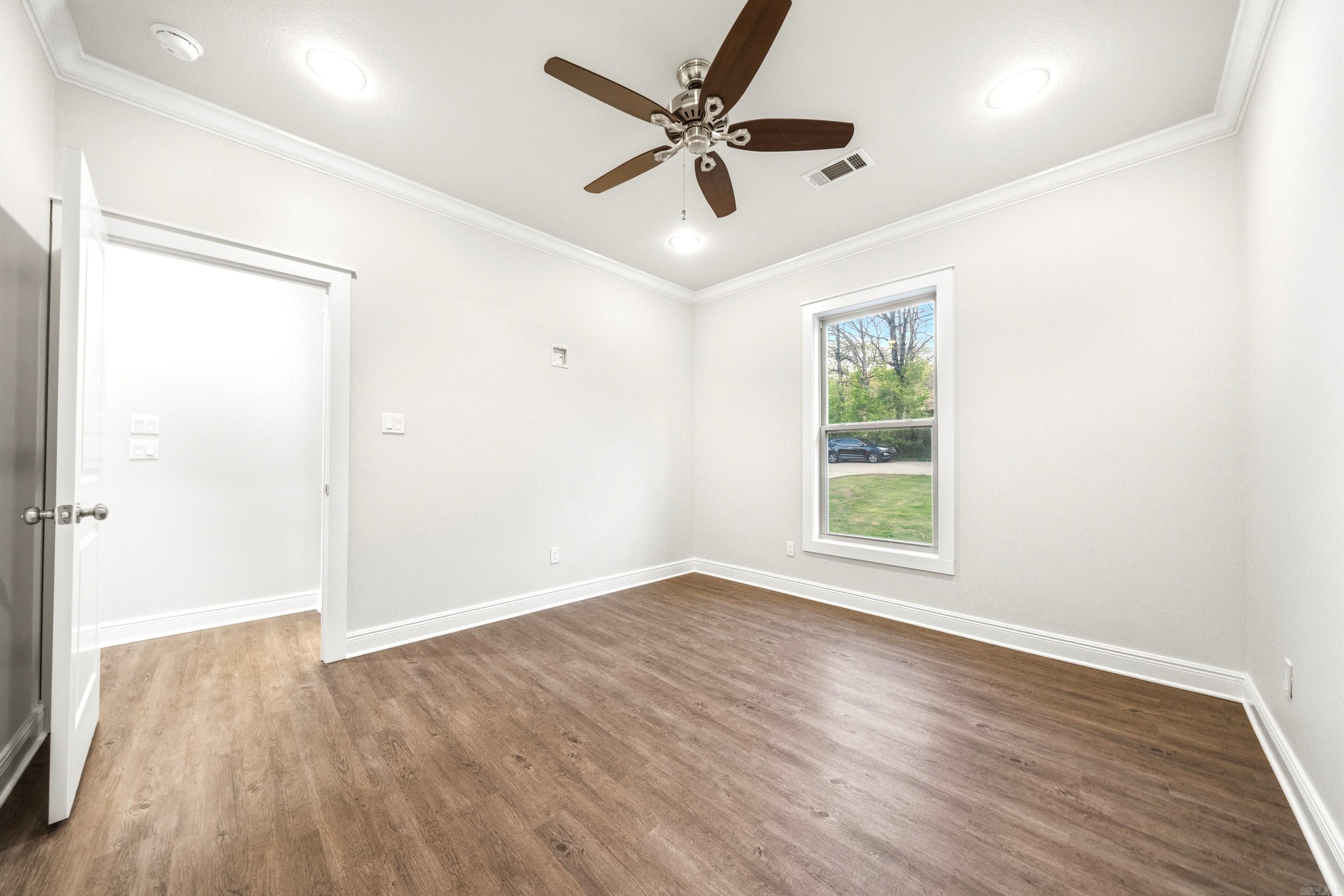 CHEROKEE BEACH LAKE ESTATES - Residential