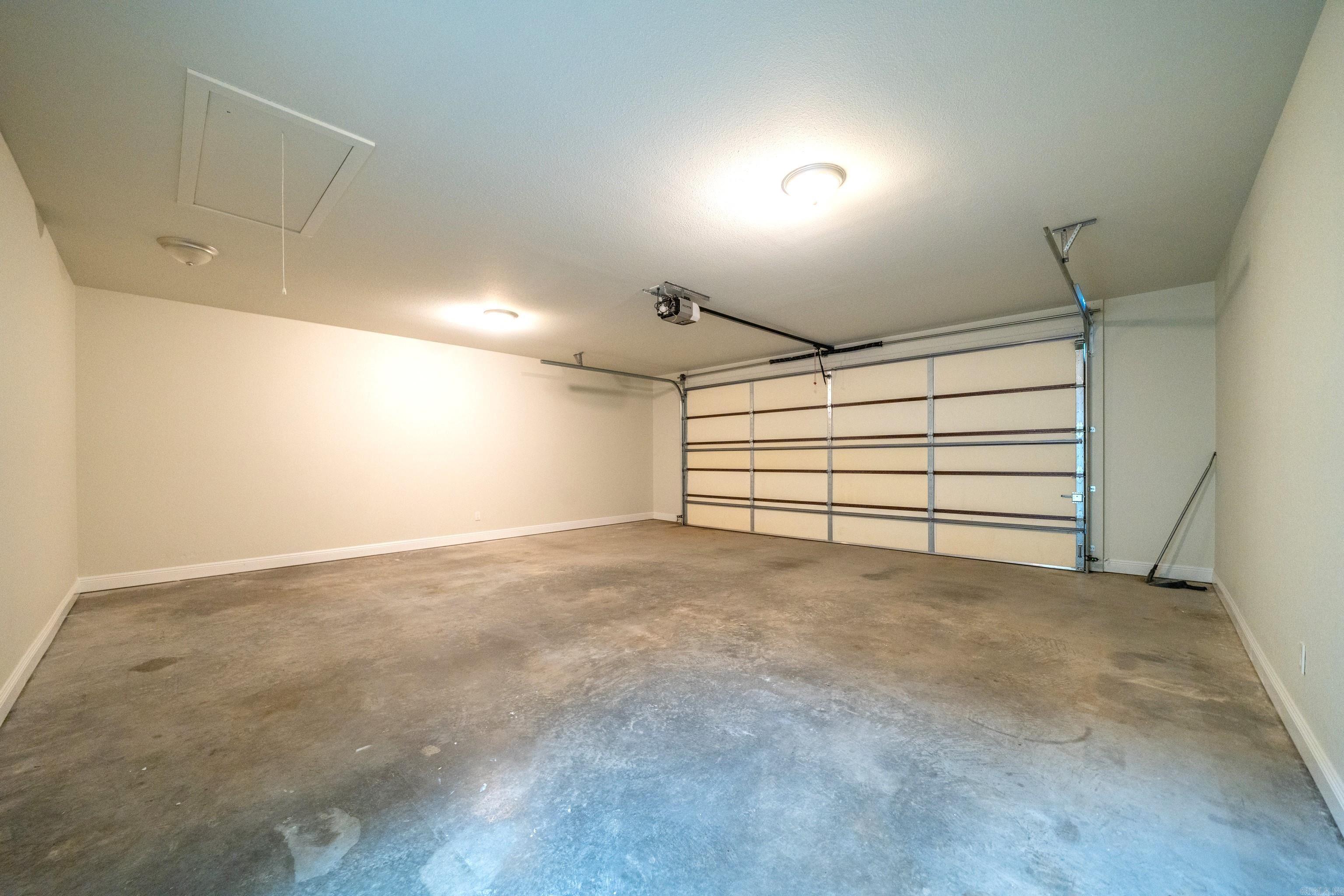 CHEROKEE BEACH LAKE ESTATES - Residential