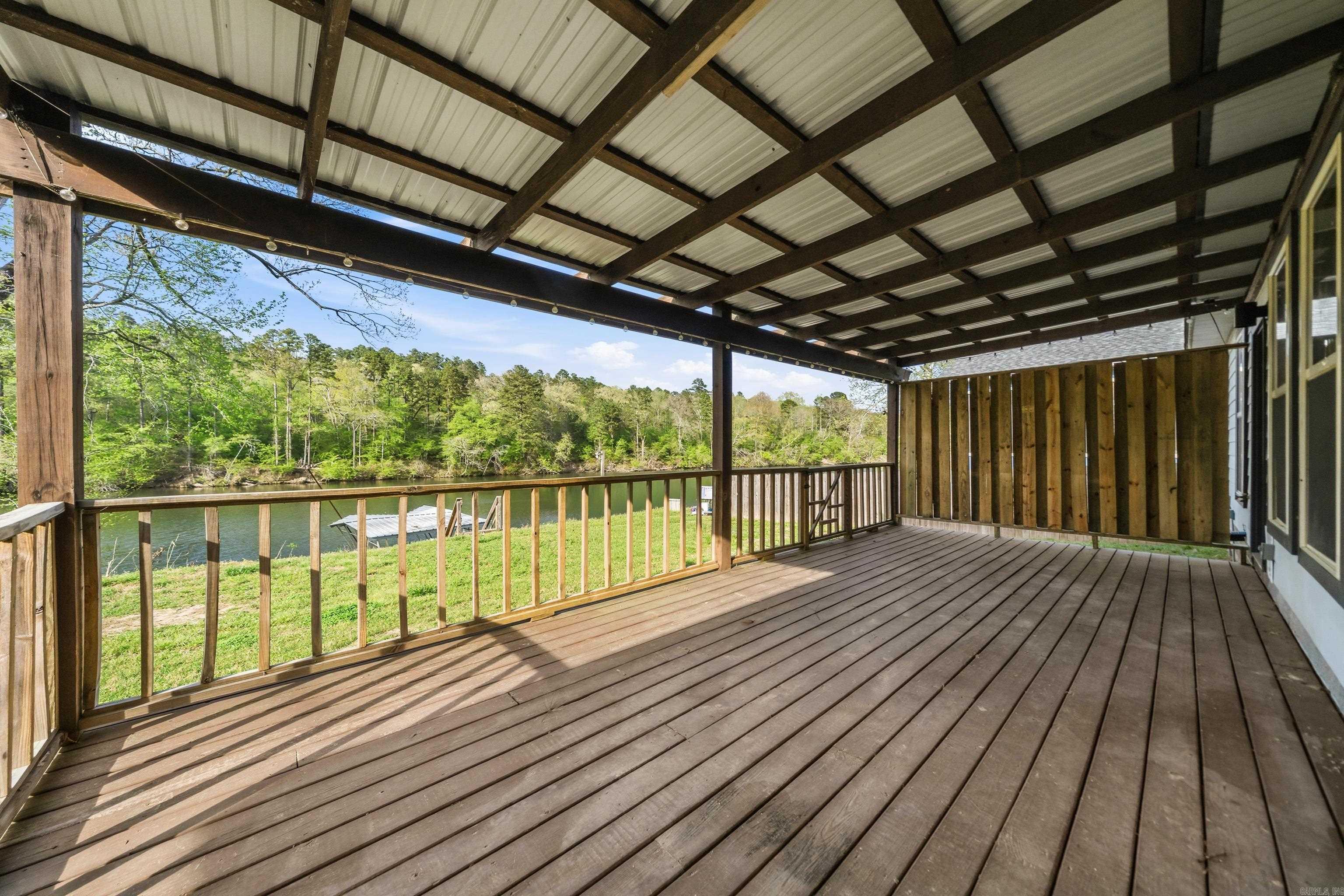 CHEROKEE BEACH LAKE ESTATES - Residential