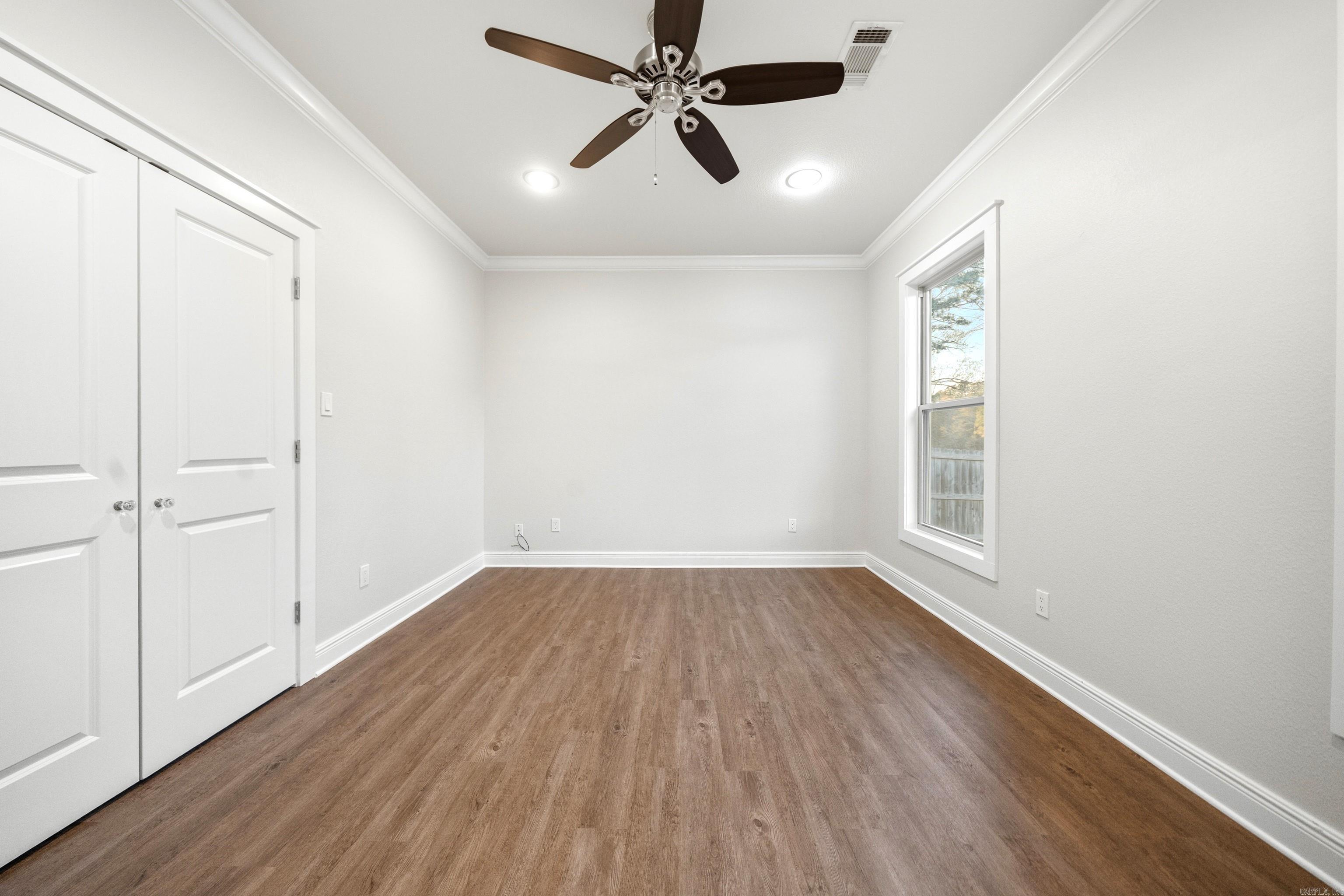 CHEROKEE BEACH LAKE ESTATES - Residential