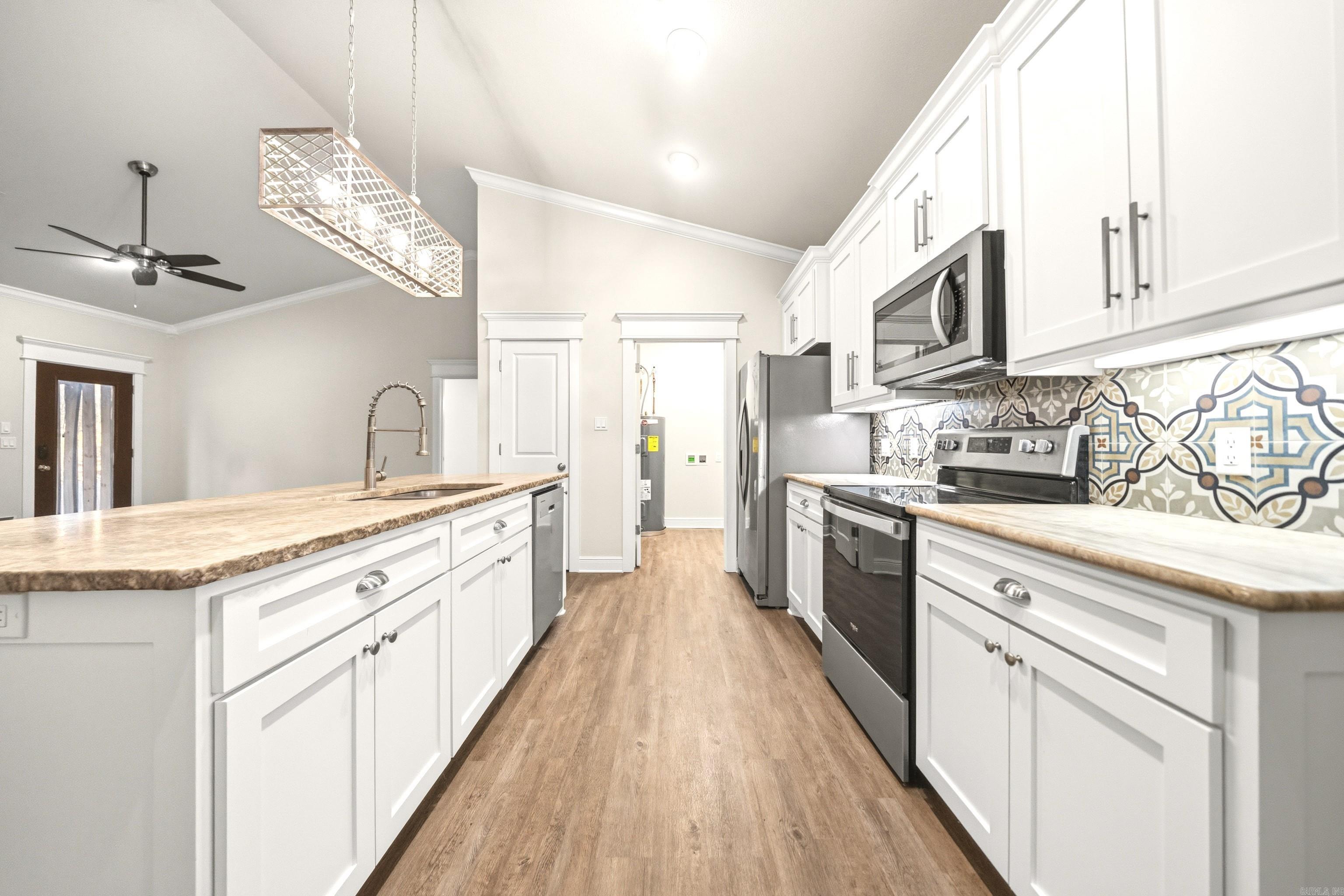 CHEROKEE BEACH LAKE ESTATES - Residential